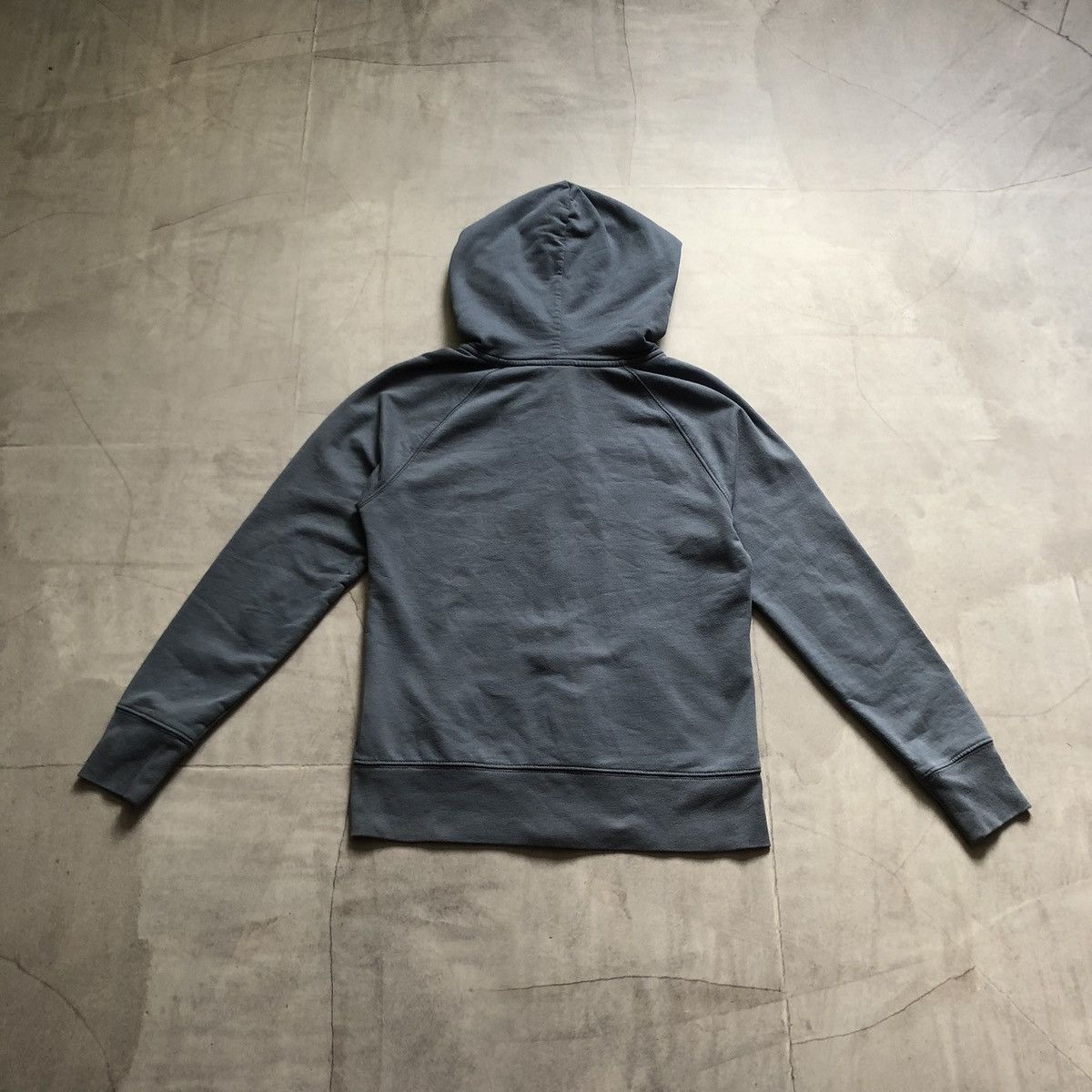 Designer × Gap Vintage GAP Hoodie Spellout Retro Skate Rock Y2K 90s Size S / US 4 / IT 40 - 2 Thumbnail