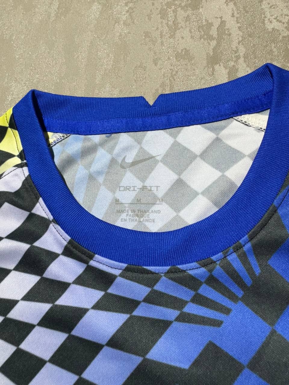 Chelsea Soccer FC CHELSEA 2021/22 TRAINING SOCCER FOOTBALL JERSEY SIZE M Size US M / EU 48-50 / 2 - 6 Thumbnail