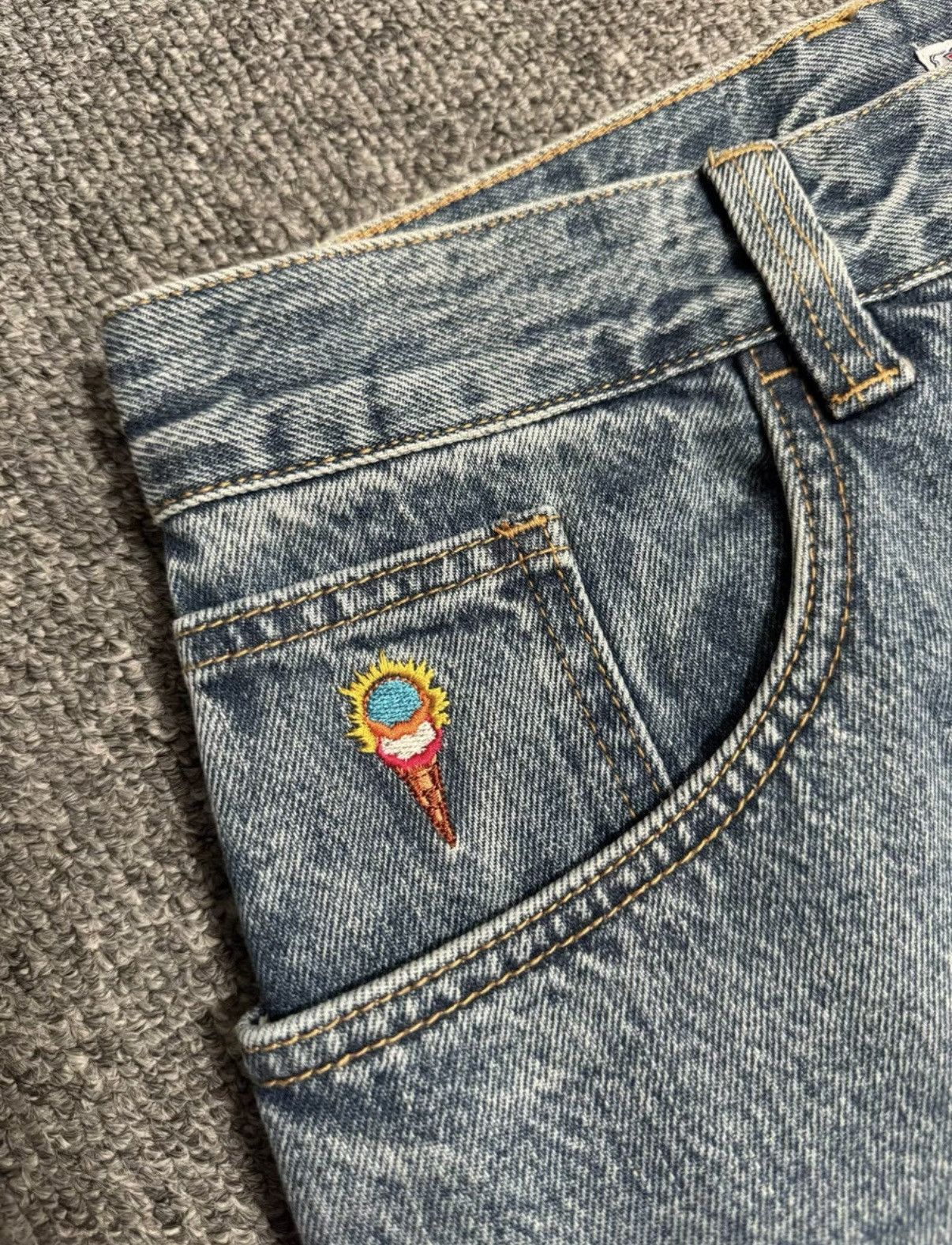 Billionaire Boys Club Heavyweight Light Blue Washed Jeans Billionaire Boys Club Size US 30 / EU 46 - 2 Thumbnail