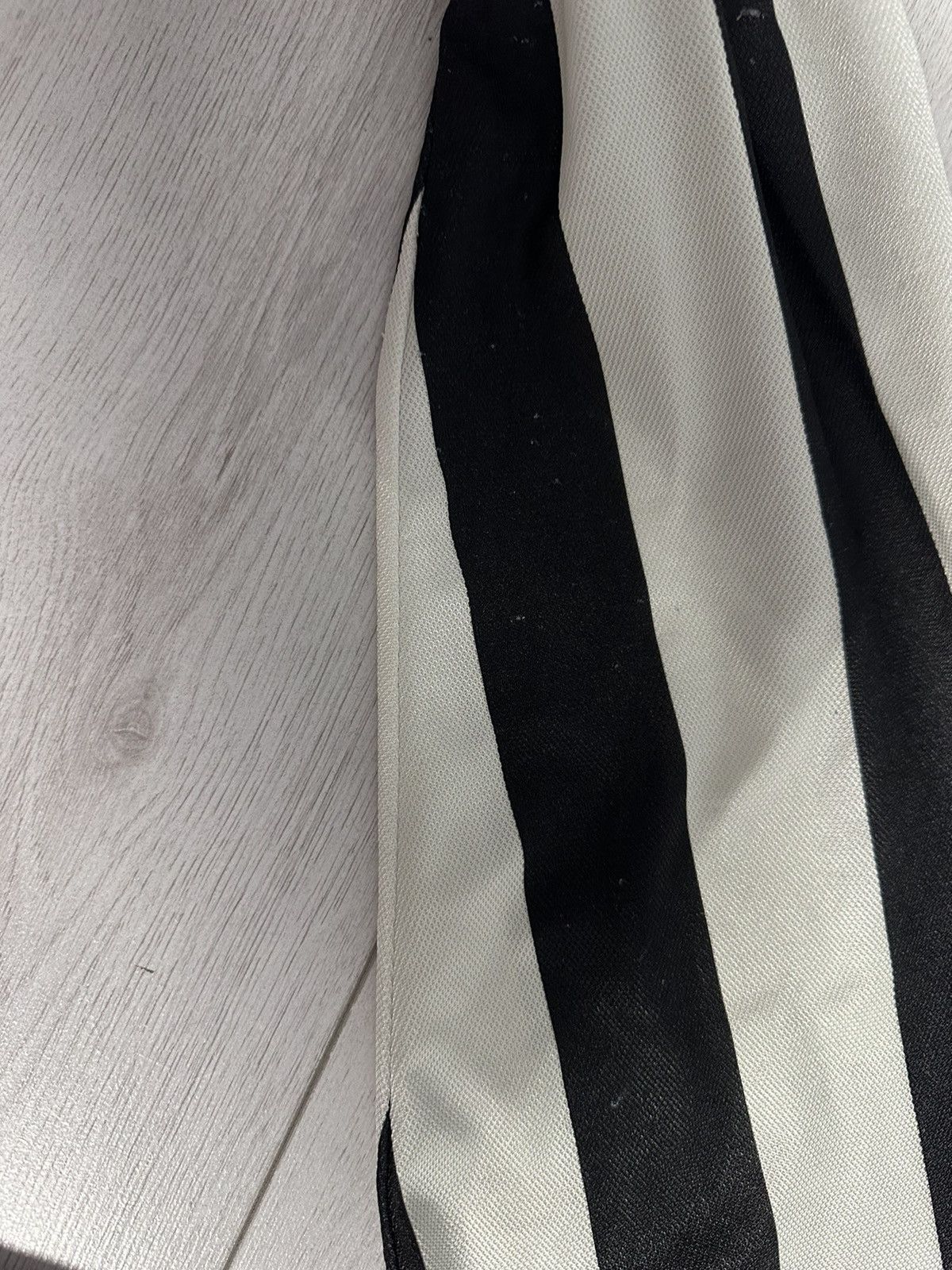 Kappa Vintage Juventus soccer jersey rare Sony long sleeve size L Size US L / EU 52-54 / 3 - 7 Thumbnail