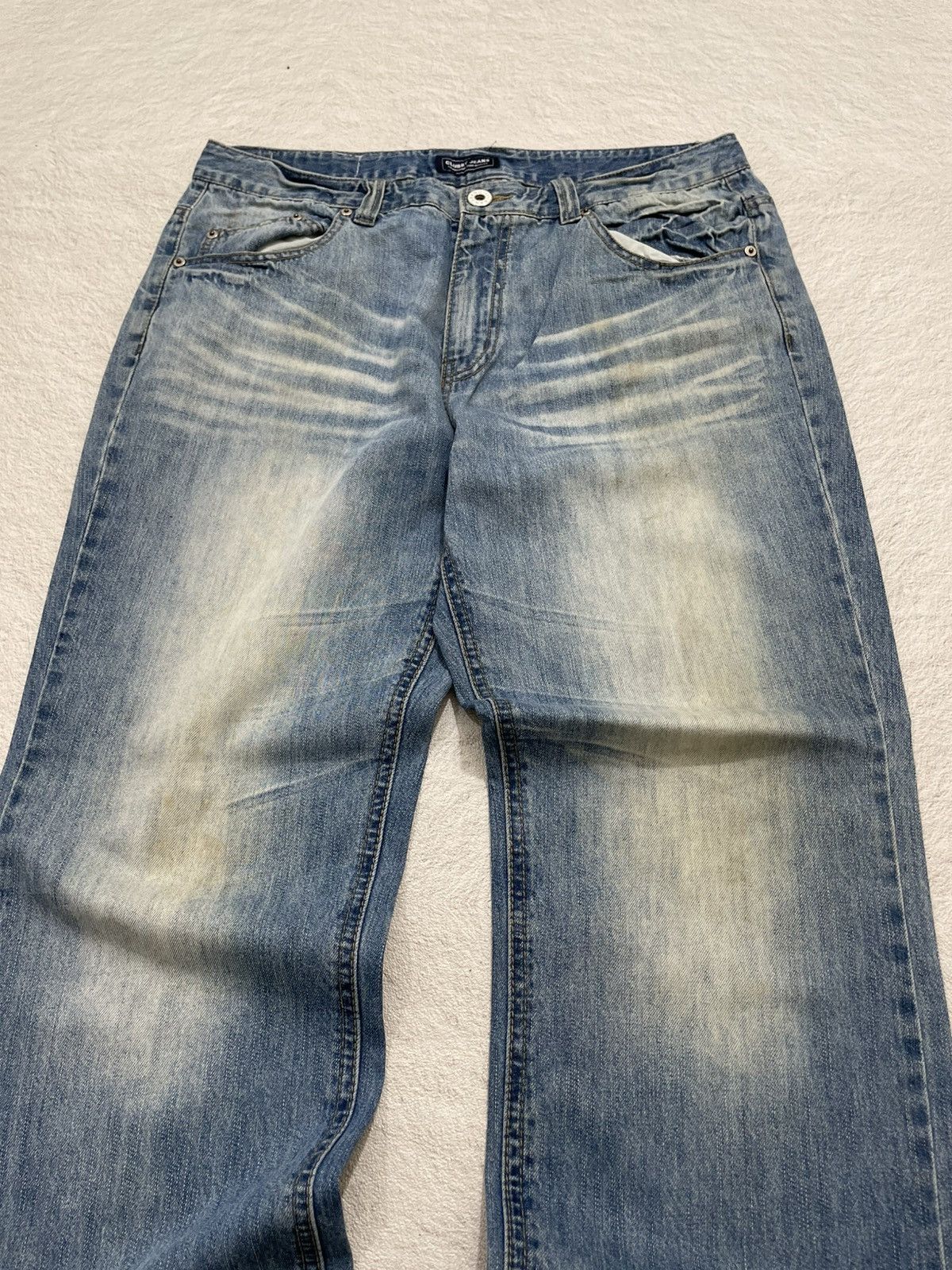 Japanese Brand Blue Jeans Clubby Faded Size US 33 - 2 Thumbnail