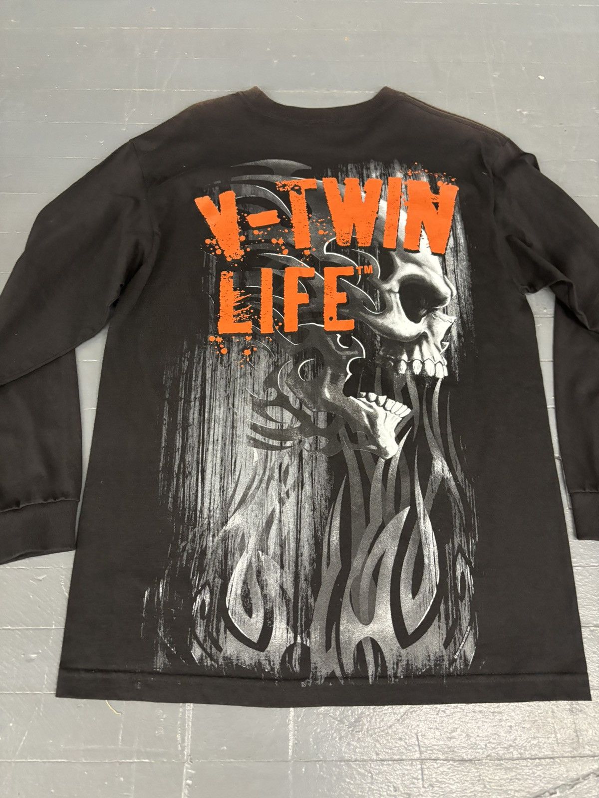 Vintage Vintage Hot Leather biker flame skull tee Y2K Size US M / EU 48-50 / 2 - 7 Thumbnail