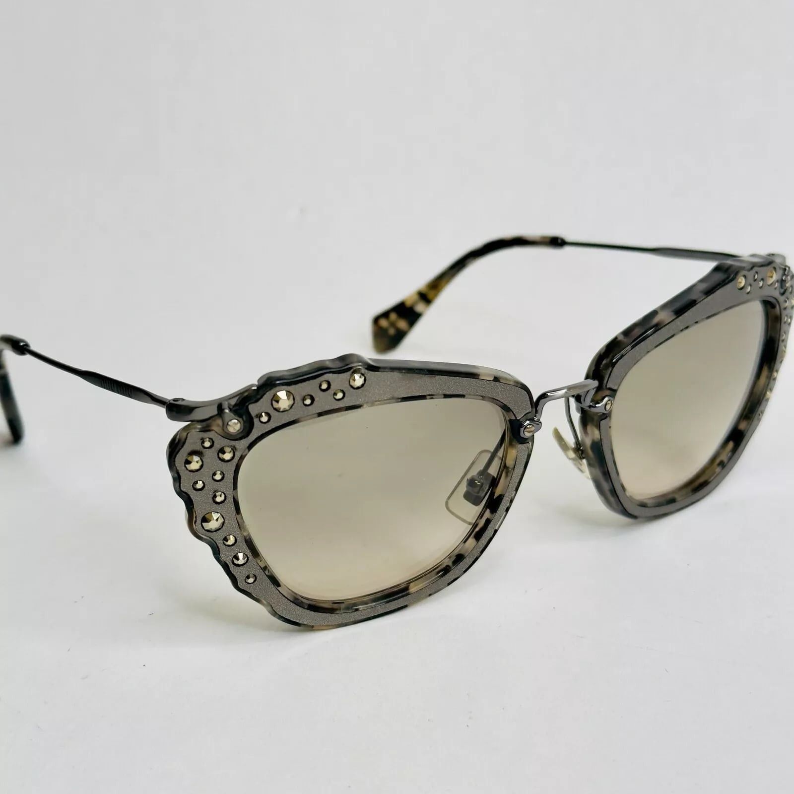 Miu Miu MIU MIU NOIR 04Q Marble Grey Ruthenium Foil Leather MU04QS Size ONE SIZE - 9 Thumbnail