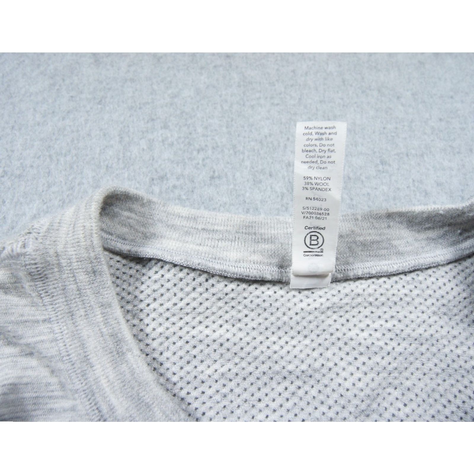 Athleta Athleta Shirt Womens Small Gray Tank Top Sleeveless Wool Blend Knit Stretch Tank Top Size S / US 4 / IT 40 - 5 Thumbnail