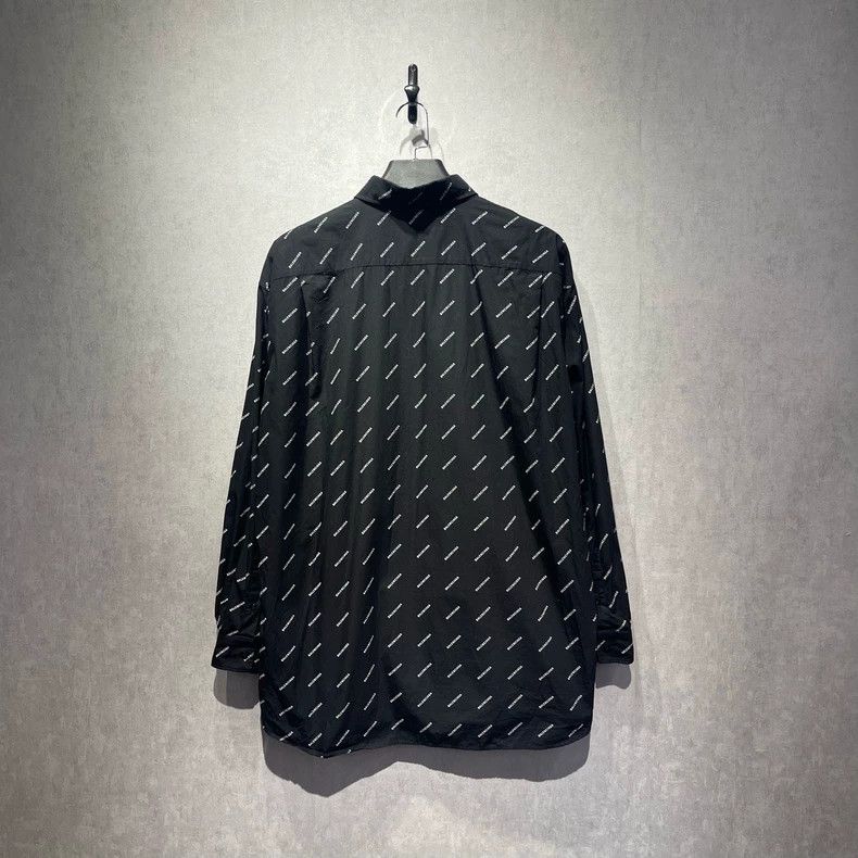 Balenciaga Balenciaga Full Print Logo Black Shirt Size US S / EU 44-46 / 1 - 2 Thumbnail