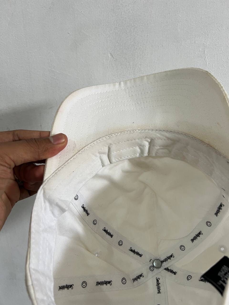 Japanese Brand Happy Sunday Smiley World Hat Size ONE SIZE - 11 Thumbnail
