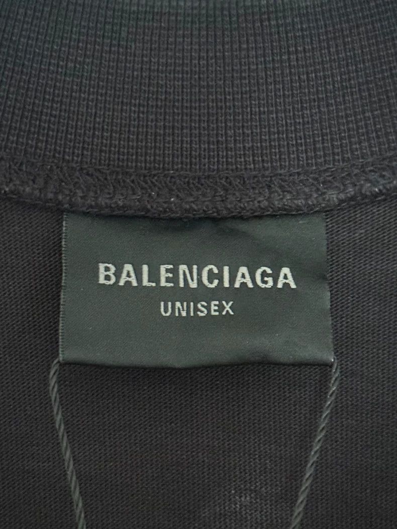 Balenciaga Balenciaga Tape Patched, Black and Red 3B Embroidered Shor Size US M / EU 48-50 / 2 - 3 Thumbnail