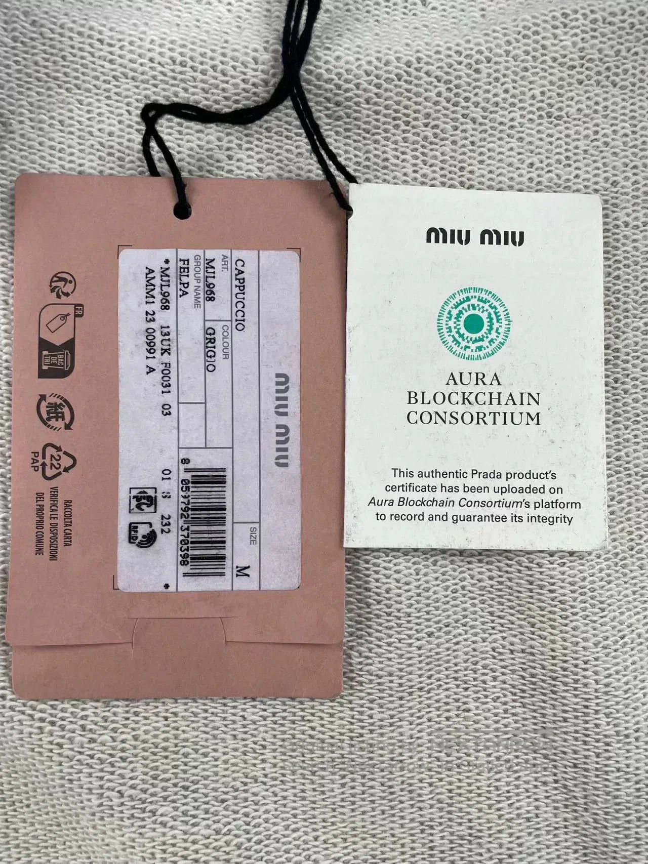 Miu Miu MiuMiu Gray Zip. Size M / US 6-8 / IT 42-44 - 5 Thumbnail