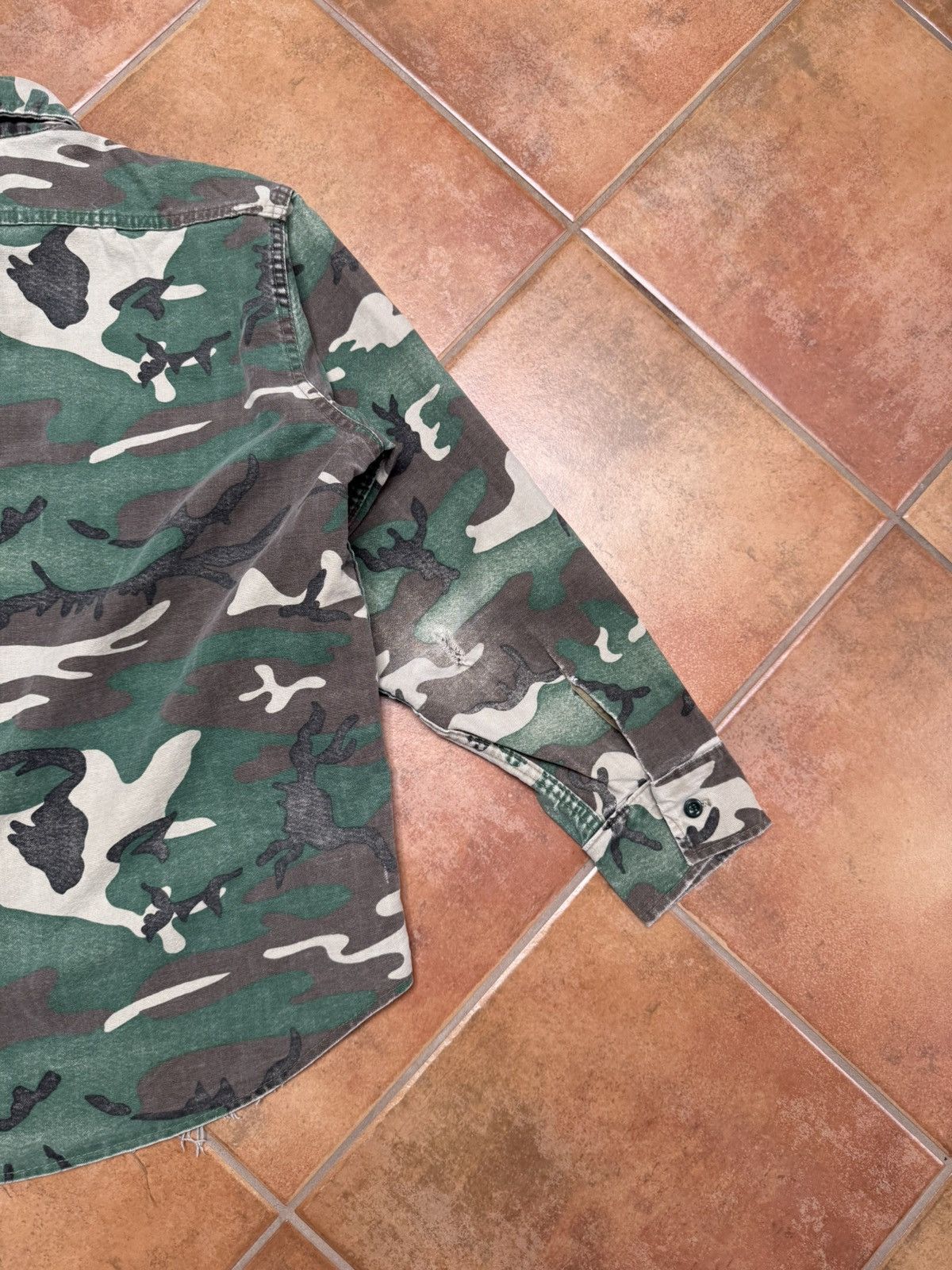 Cabelas Vintage Faded Camo Button Up Size US M / EU 48-50 / 2 - 11 Thumbnail