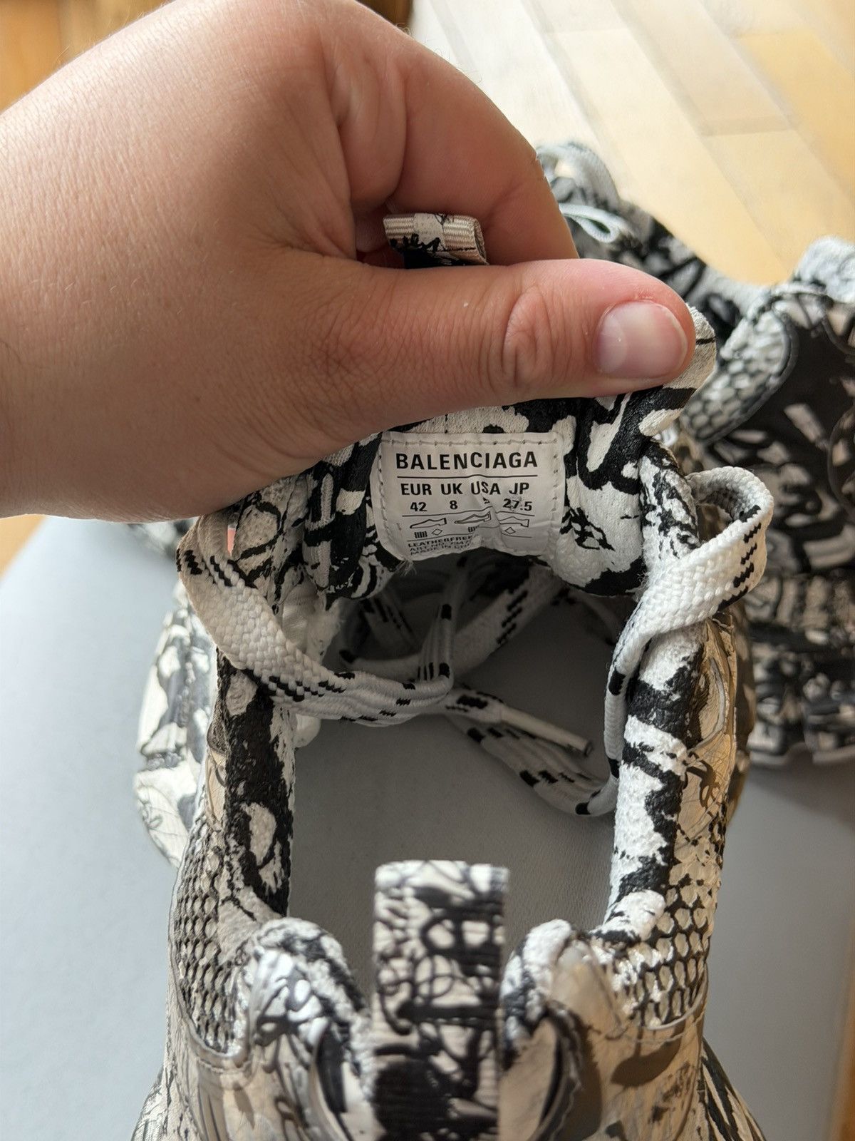 Balenciaga BALENCIAGA DEMNA SNEAKERS 3XL EXTREME GRAFFITI SIZE 42 Size US 8.5 / EU 41-42 - 9 Thumbnail