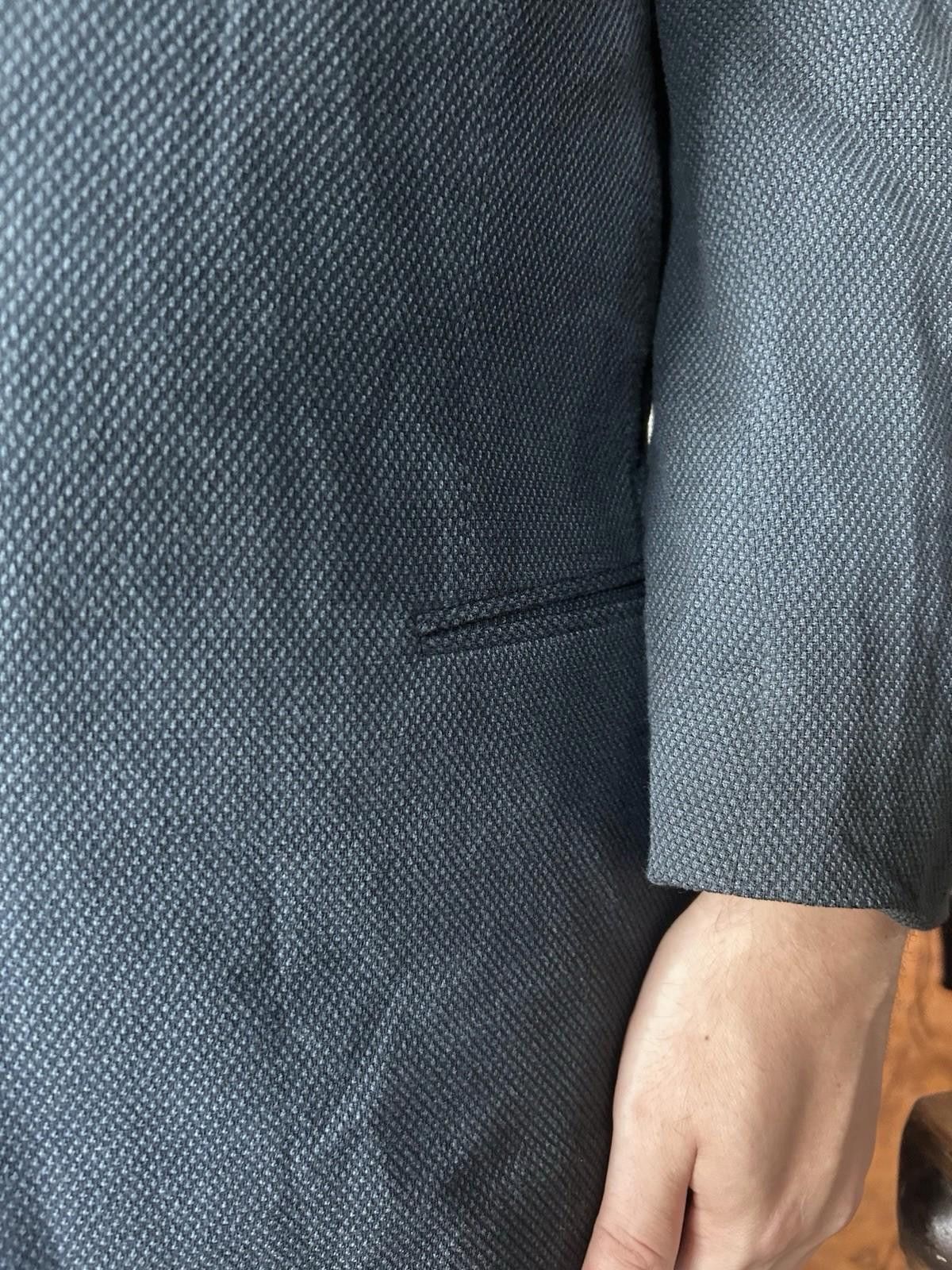 Giorgio Armani Giorgio Armani Le Collezioni Saks 5th 42RL blazer Italy Size 42R - 5 Thumbnail