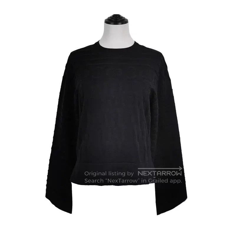 Hermes Hermes Silk Cotton Pig Nose Print Knit Top. Size US S / EU 44-46 / 1 - 1 Thumbnail