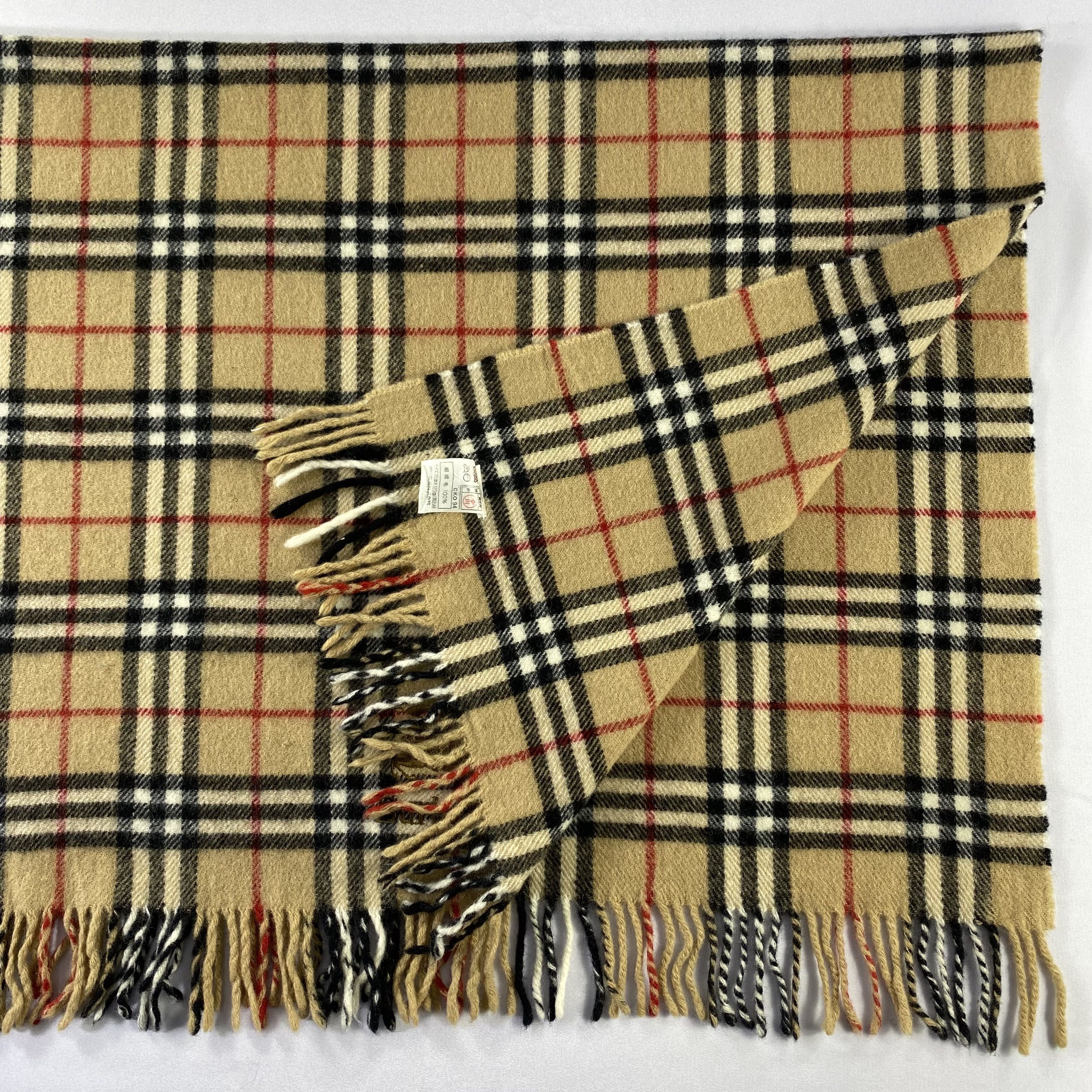 Burberry Burberry Scarf / Muffler / Neckwear Size ONE SIZE - 3 Thumbnail