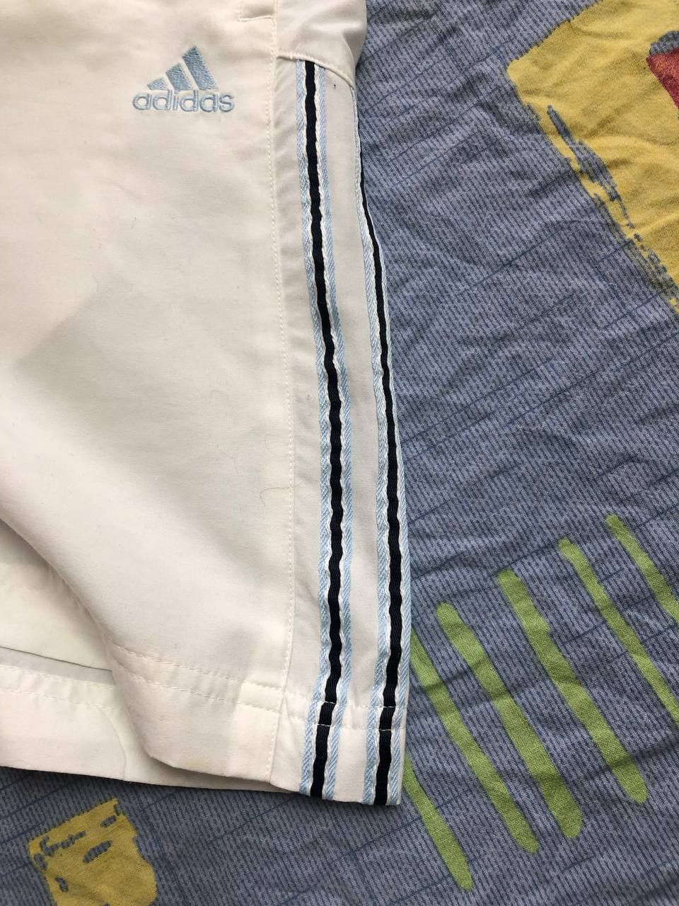 Adidas Vintage 90s Adidas Shorts Size US 36 / EU 52 - 3 Thumbnail