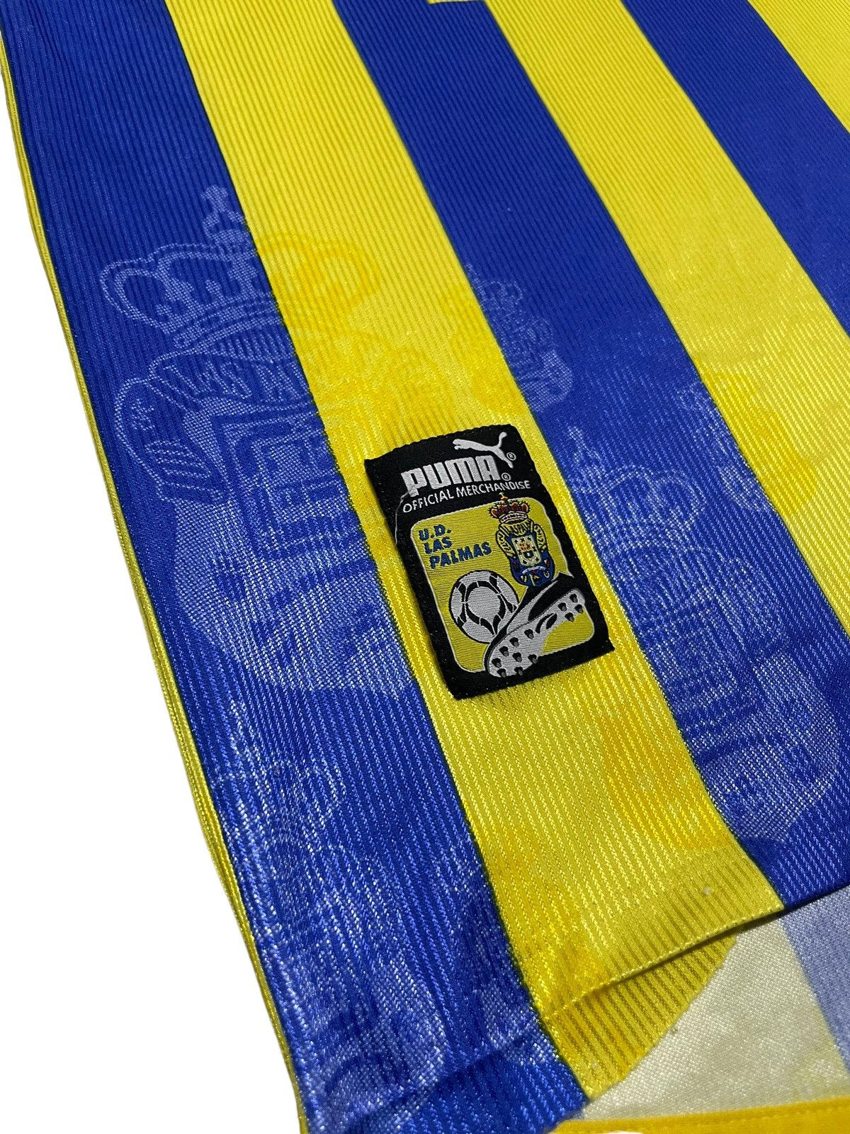 Puma Vintage Puma 1998/1999 U.D Las Palmas away Jersey la liga Size US M / EU 48-50 / 2 - 3 Thumbnail