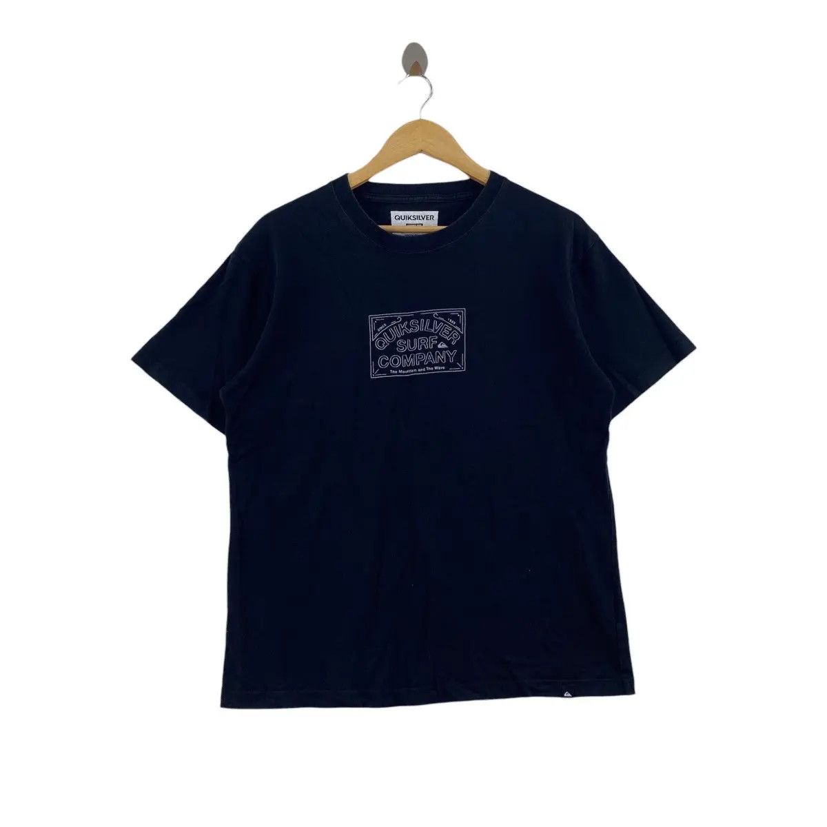 Quiksilver QUIKSILVER SURF BEACH Center Logo Loose Fit Tee Shirt Hawaii Size US M / EU 48-50 / 2 - 1 Thumbnail