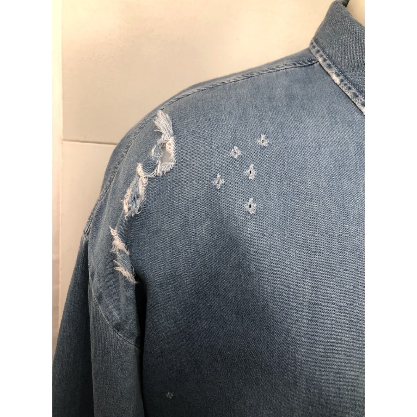 Pacsun PACSUN Denim Shirt Boxy Fit Mens Lg Distressed Los Angeles Blue Button-Up Long Sleeve XS? No, keep as L size example. Size US L / EU 52-54 / 3 - 3 Thumbnail