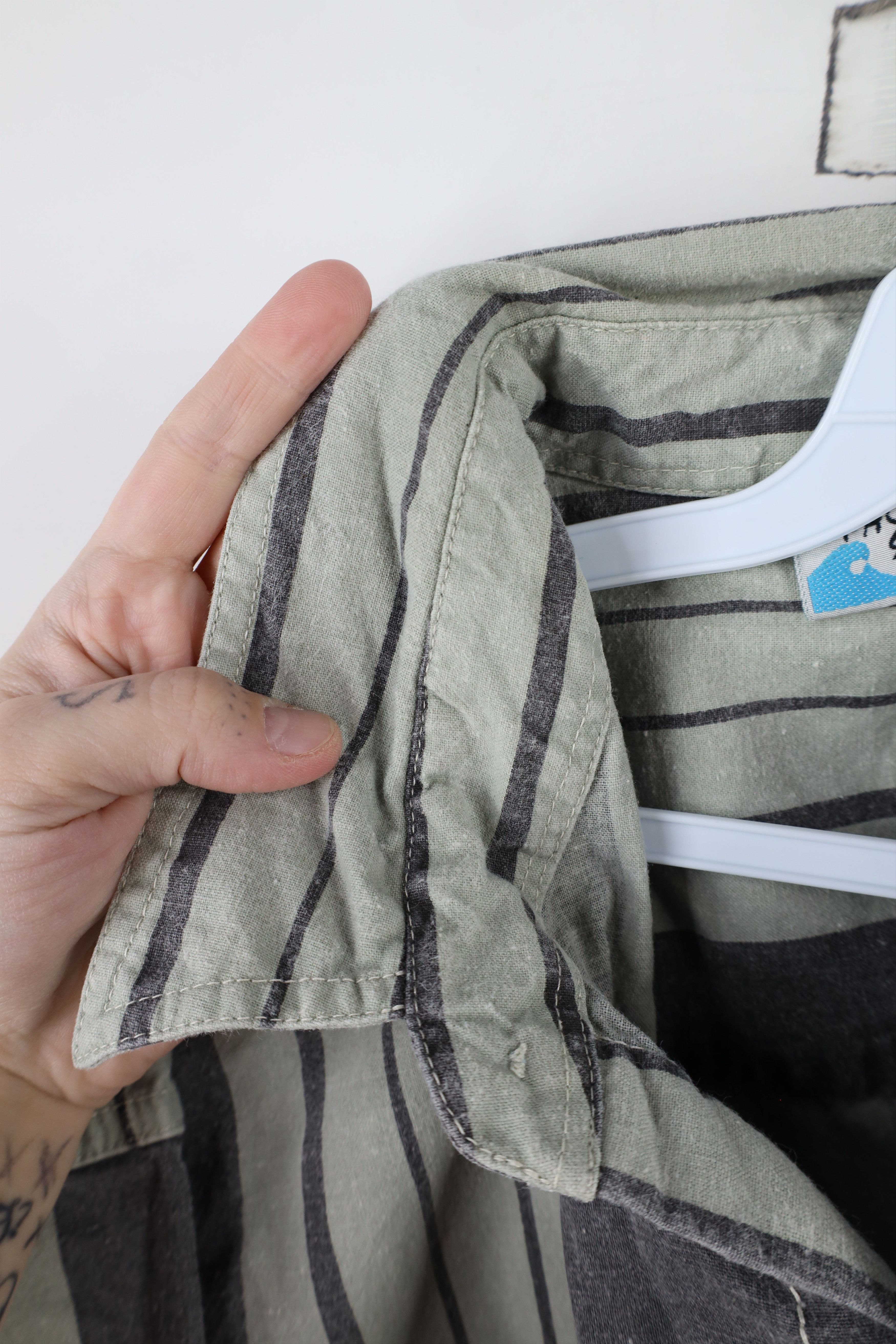 Vintage Vintage 90s Streetwear Stonewash Block Button Shirt Cotton Size US XL / EU 56 / 4 - 7 Thumbnail