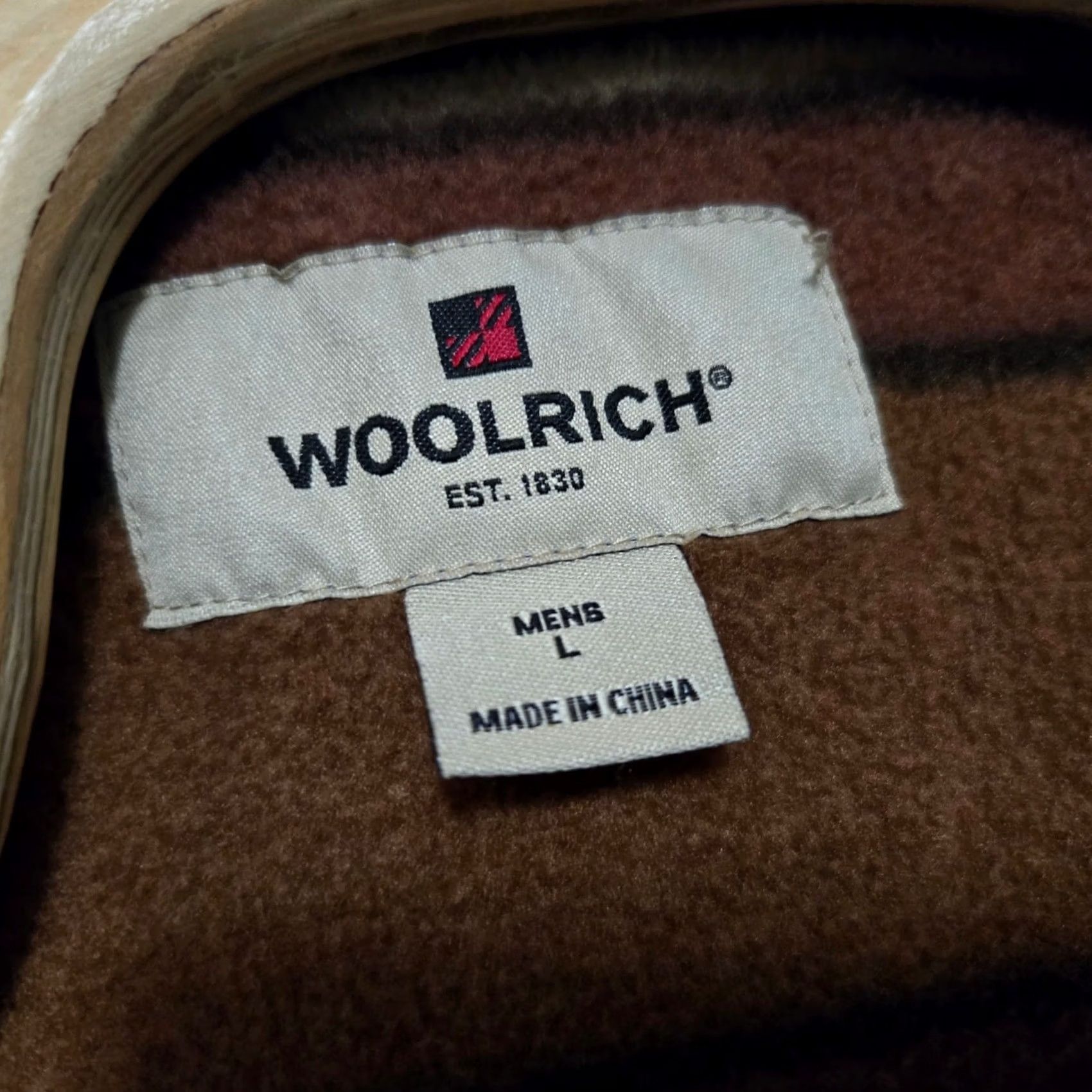 Vintage VINTAGE Woolrich Vest Mens Large Brown Aztec lined Flaw Read Saddle Vest Biker Reads Slices on Back Brown, Aztec, Woolrich, Vest, L Size US L / EU 52-54 / 3 - 2 Thumbnail