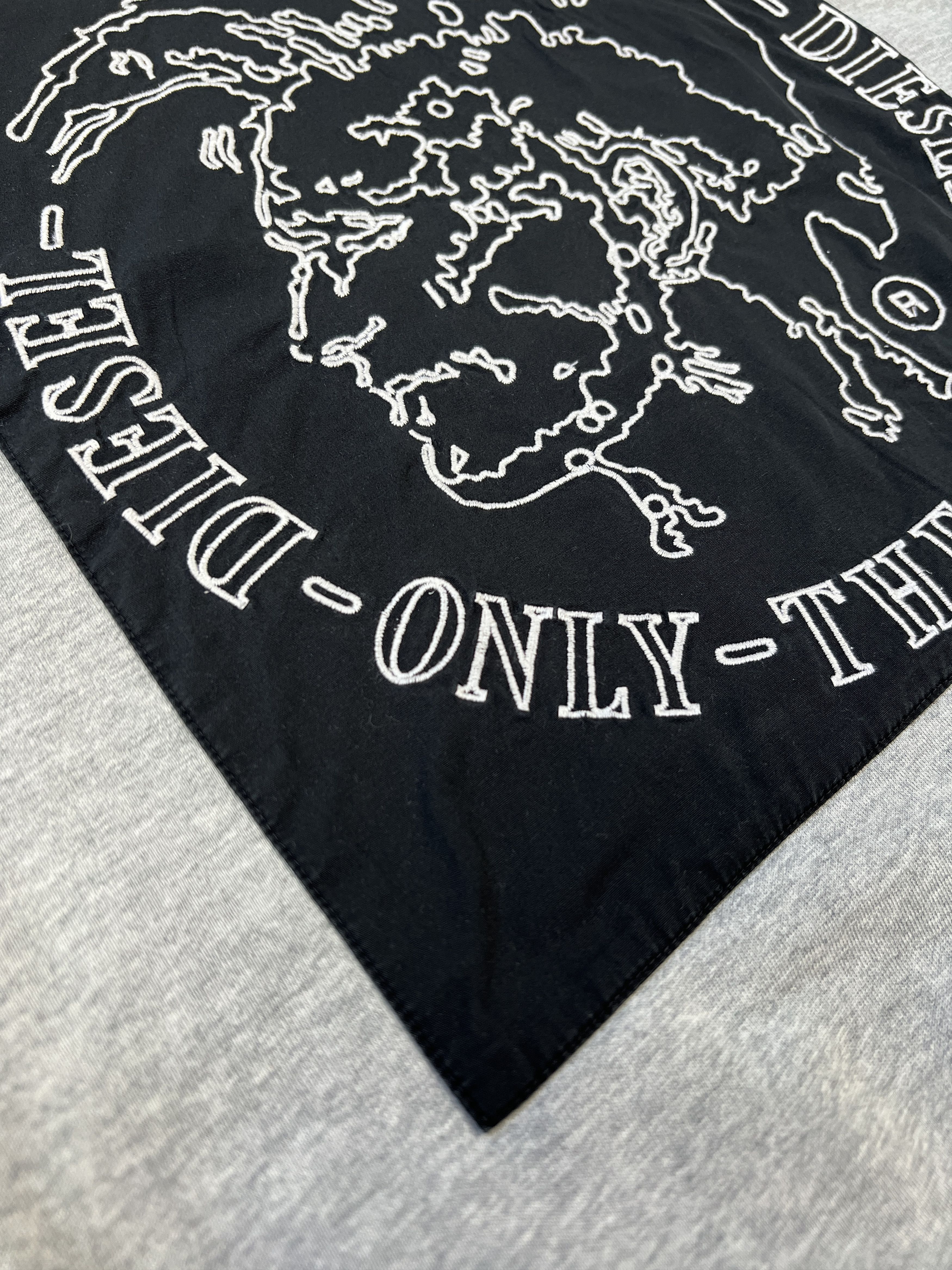 Diesel Diesel “Only The Brave” Big Embroidered Head Hoodie Size US L / EU 52-54 / 3 - 9 Thumbnail