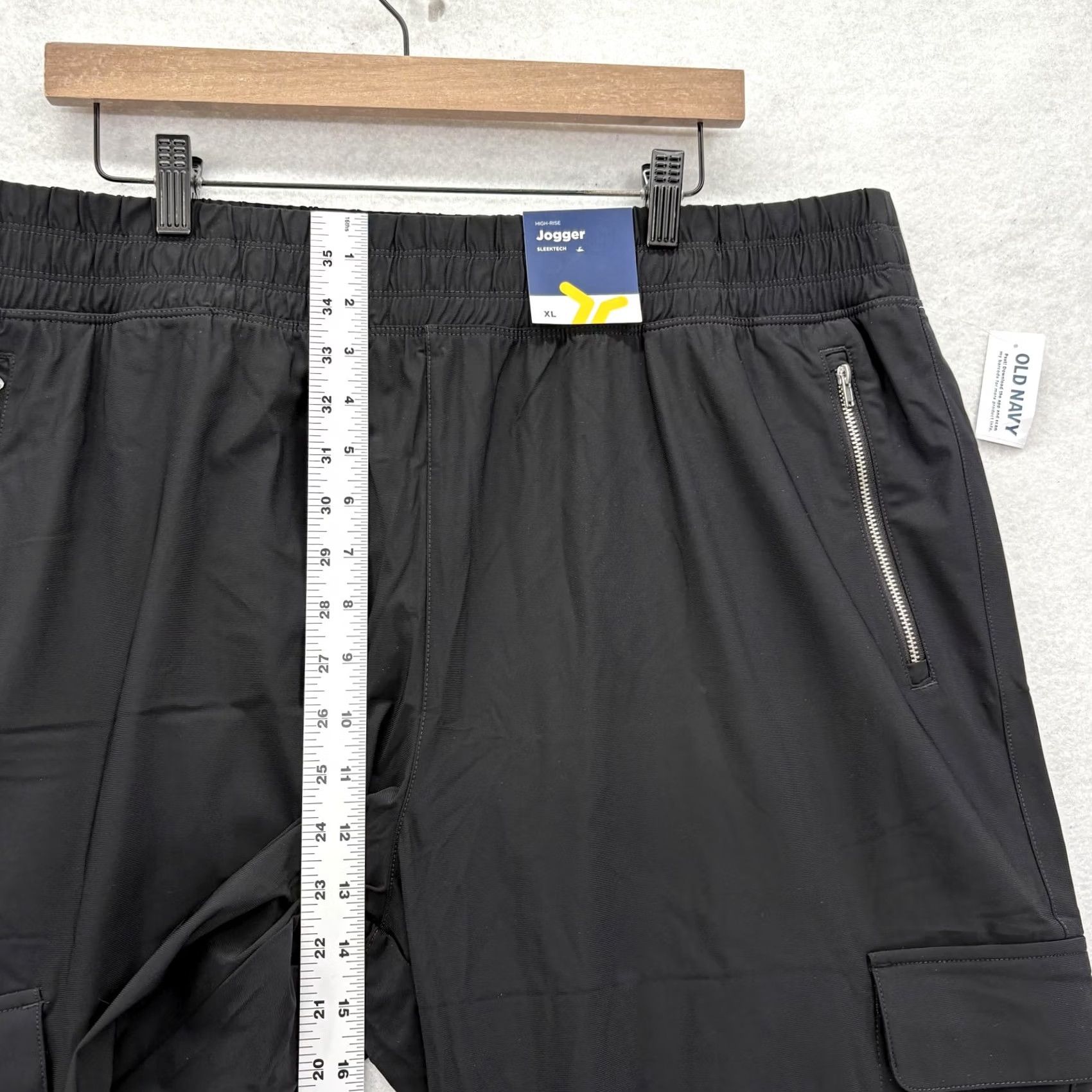 Old Navy Old Navy Go-Dry Jogger Pants Womens XL Black Zip Pockets Gym Size 40" / US 18 - 7 Thumbnail
