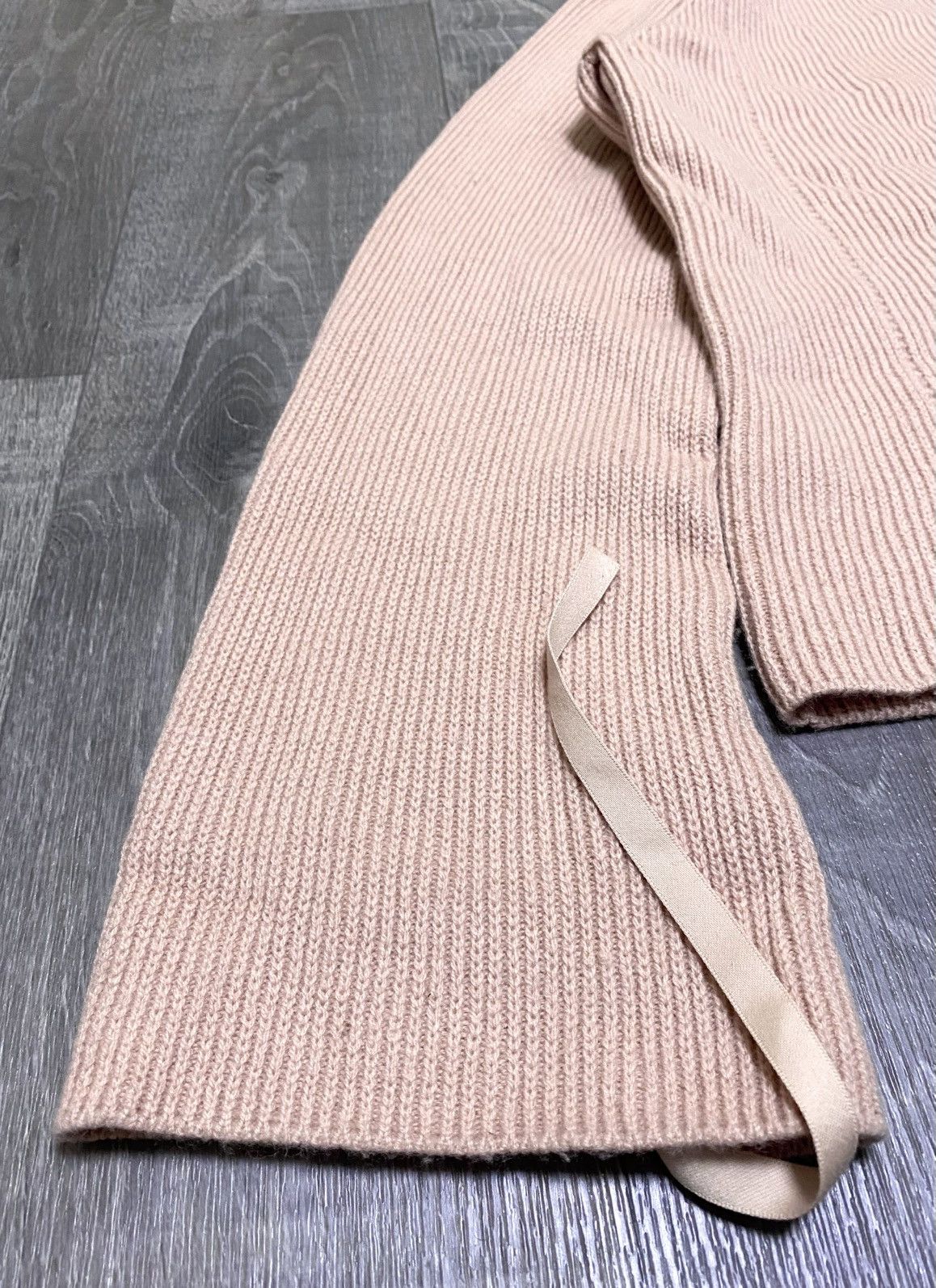 Helmut Lang Women’s Archival Helmut Lang Oversized Beige Bondage Sweater Size L / US 10 / IT 46 - 22 Thumbnail