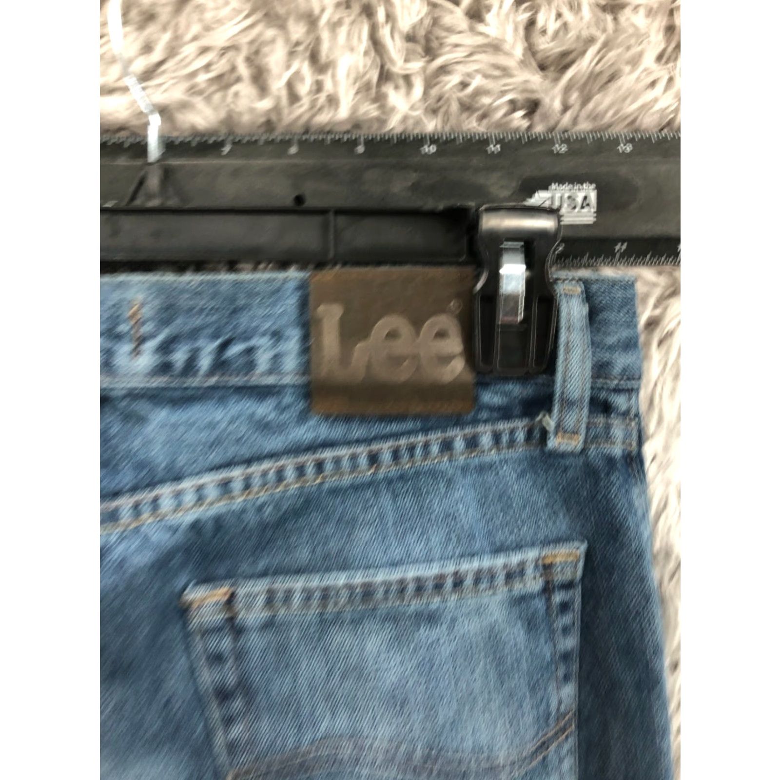 Lee Lee Regular Straight Jeans 31x30 Mens Mid Rise Blue Wash Denim 5-Pocket Belt Loops Slim Fit Size US 31 - 6 Thumbnail