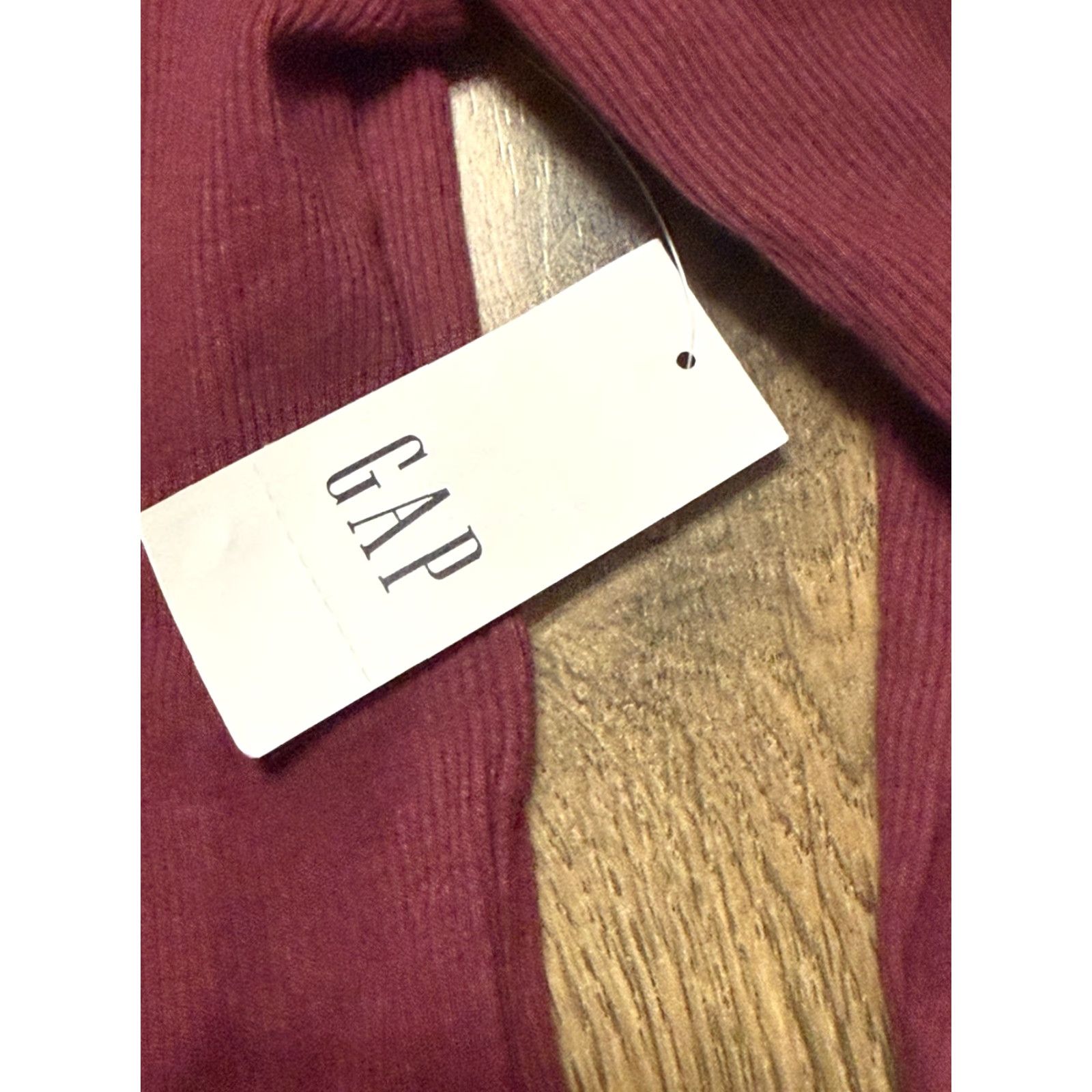 Gap GAP Shirt, Women’s XS, Red Burgundy, Long Sleeve, Mock Neck, Puff Sleeve, NWT, T-Shirt Size XS / US 0-2 / IT 36-38 - 5 Thumbnail