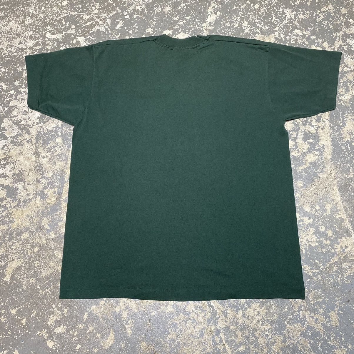 Vintage Vintage BVD Blank Green Single Stitch Pocket Tshirt Size US XL / EU 56 / 4 - 6 Thumbnail