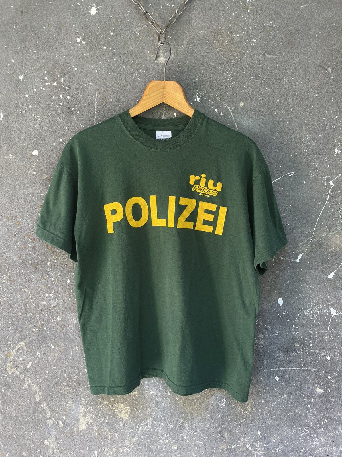 Other Vintage POLIZEI 90’s T-Shirt Green Bitte Folgen Size US L / EU 52-54 / 3 - 1 Thumbnail