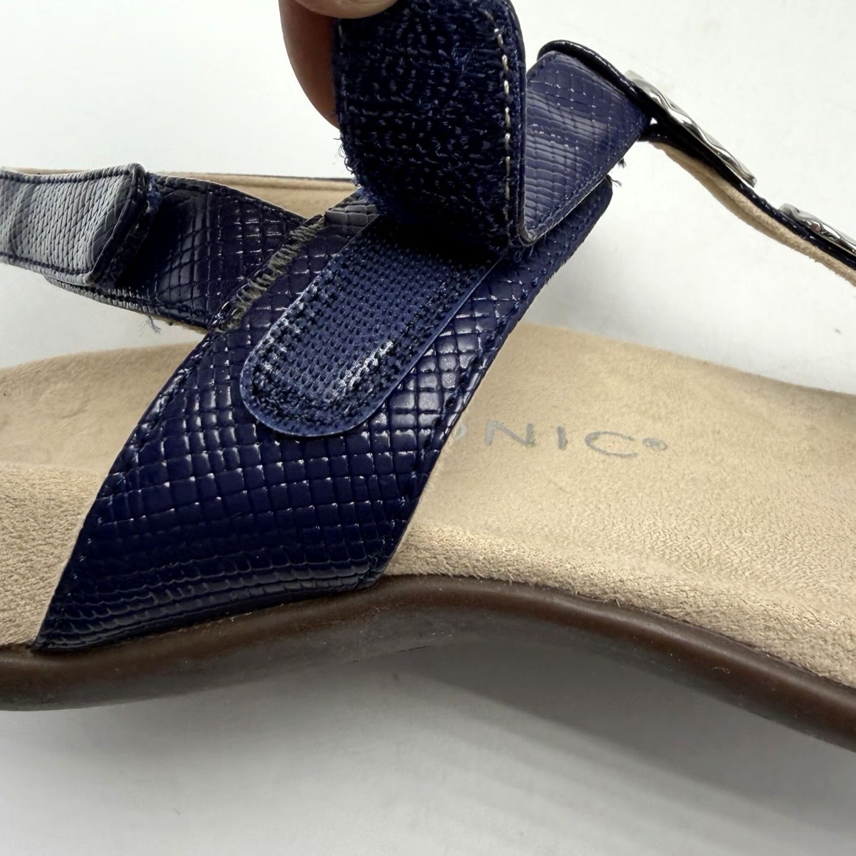 Vionic Vionic Sandals 9.5 Farra Navy Blue Leather Slingback Women's Size US 10 / IT 40 - 7 Thumbnail