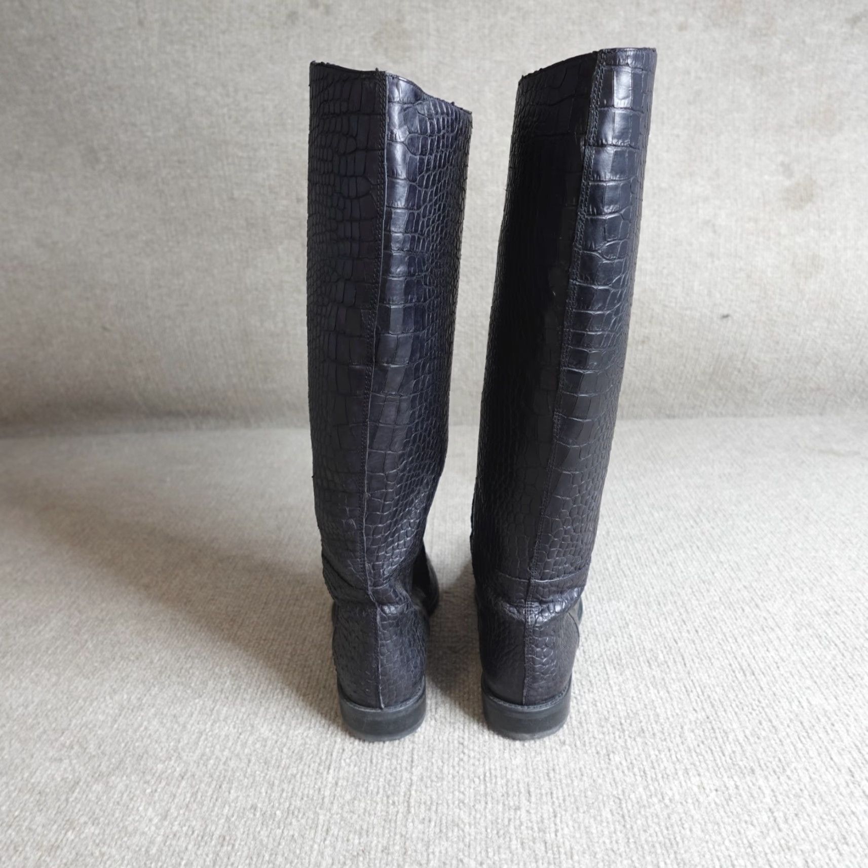 Stuart Weitzman Stuart Weitzman Boots 7.5 Black Crocodile Embossed Equestrian Women Boots Size US 8 / IT 38 - 4 Thumbnail