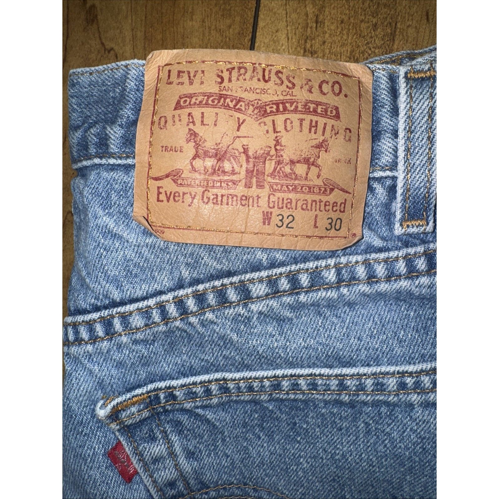 Levi's × Vintage Levi’s Relaxed Straight Leg Jeans Blue 31x31 Mexico Wash Size US 31 - 6 Thumbnail