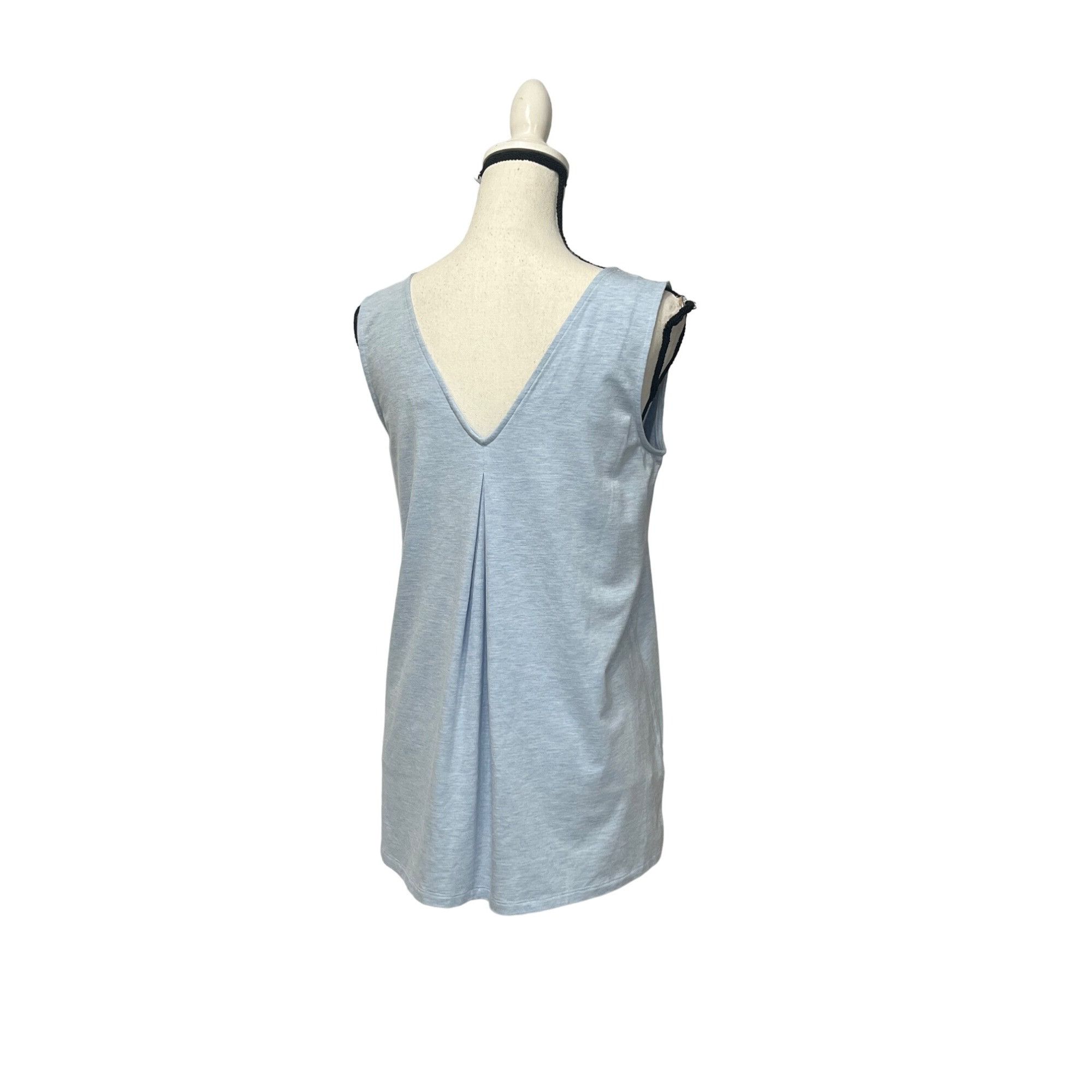 Tommy Bahama Tommy Bahama Kauai Jersey Double-V Tank Top, Light Blue Heat Size XS / US 0-2 / IT 36-38 - 4 Thumbnail