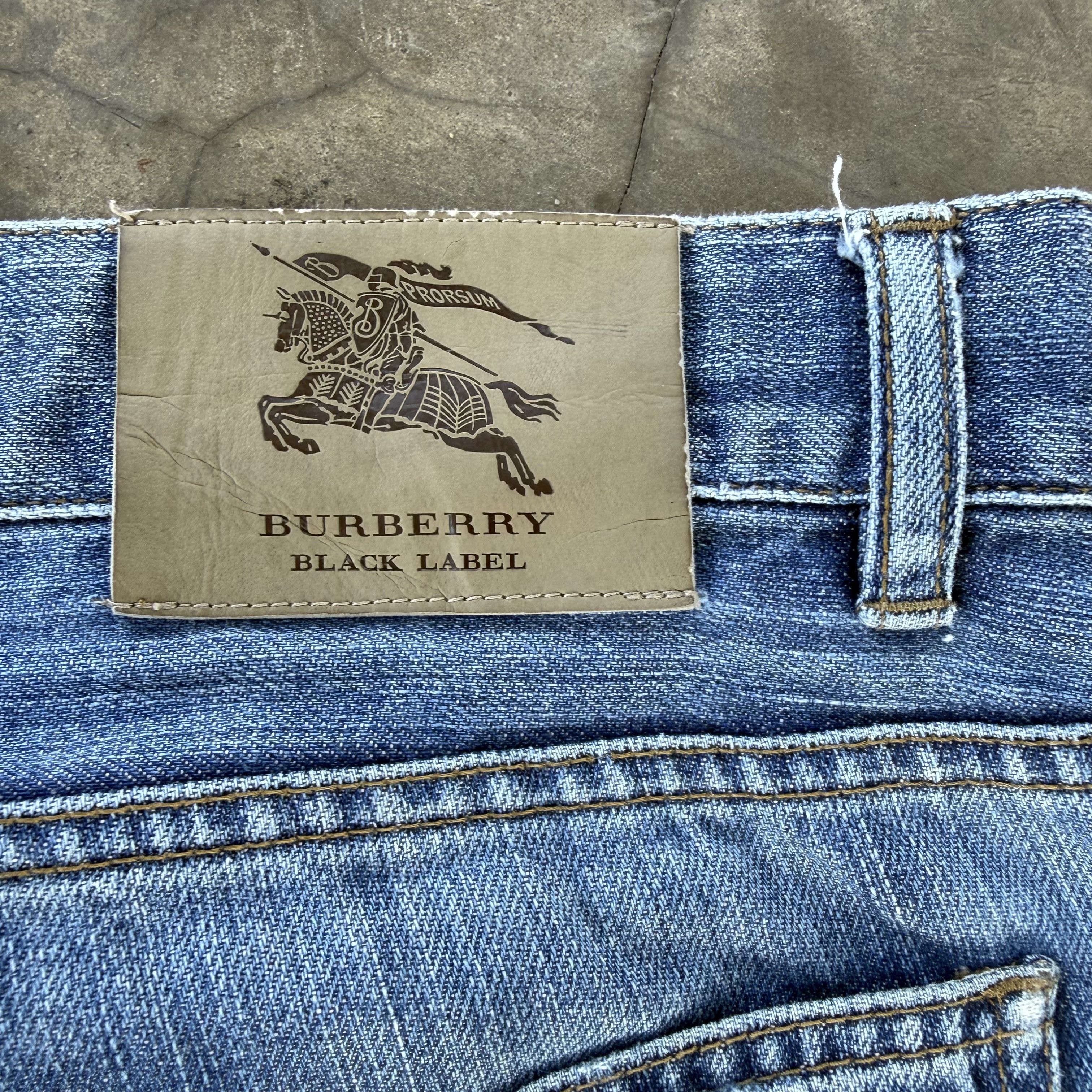 Burberry Vintage Burberry Black Label Distressed Denim jean Size US 33 - 10 Thumbnail