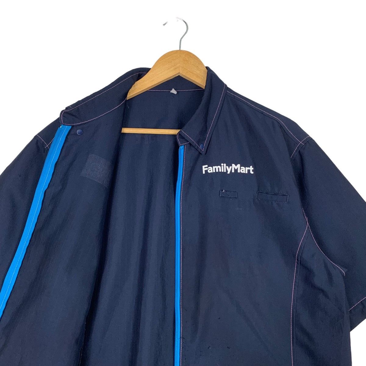 Vintage FAMILY MART Short Sleeve Work Uniform Jacket #1040-C47 Size US L / EU 52-54 / 3 - 10 Thumbnail
