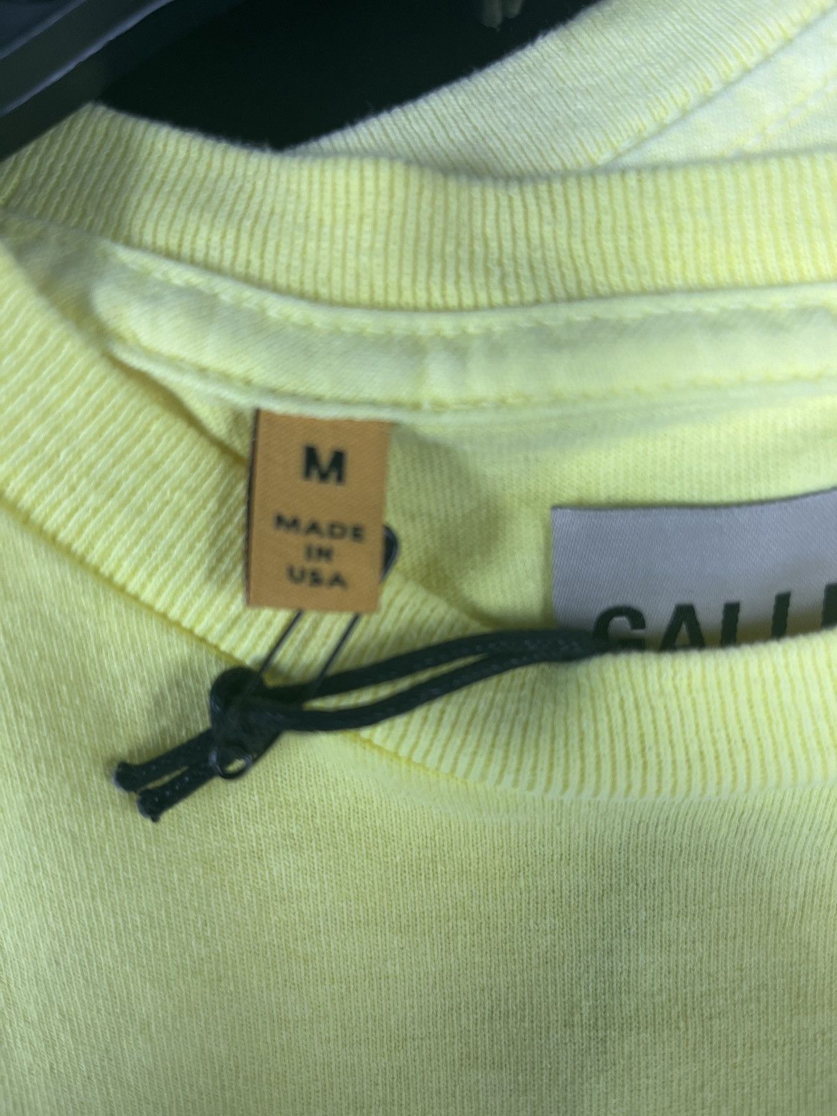 Gallery Dept. Gallery Dept French Logo Neon Size US M / EU 48-50 / 2 - 5 Thumbnail