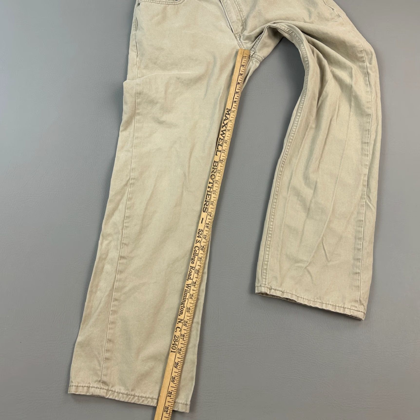 Levi's Levis 559 Pants Mens 34x34 34x32 Khaki Twill Relaxed Straight Zip Fly Casual Size US 34 / EU 50 - 2 Thumbnail