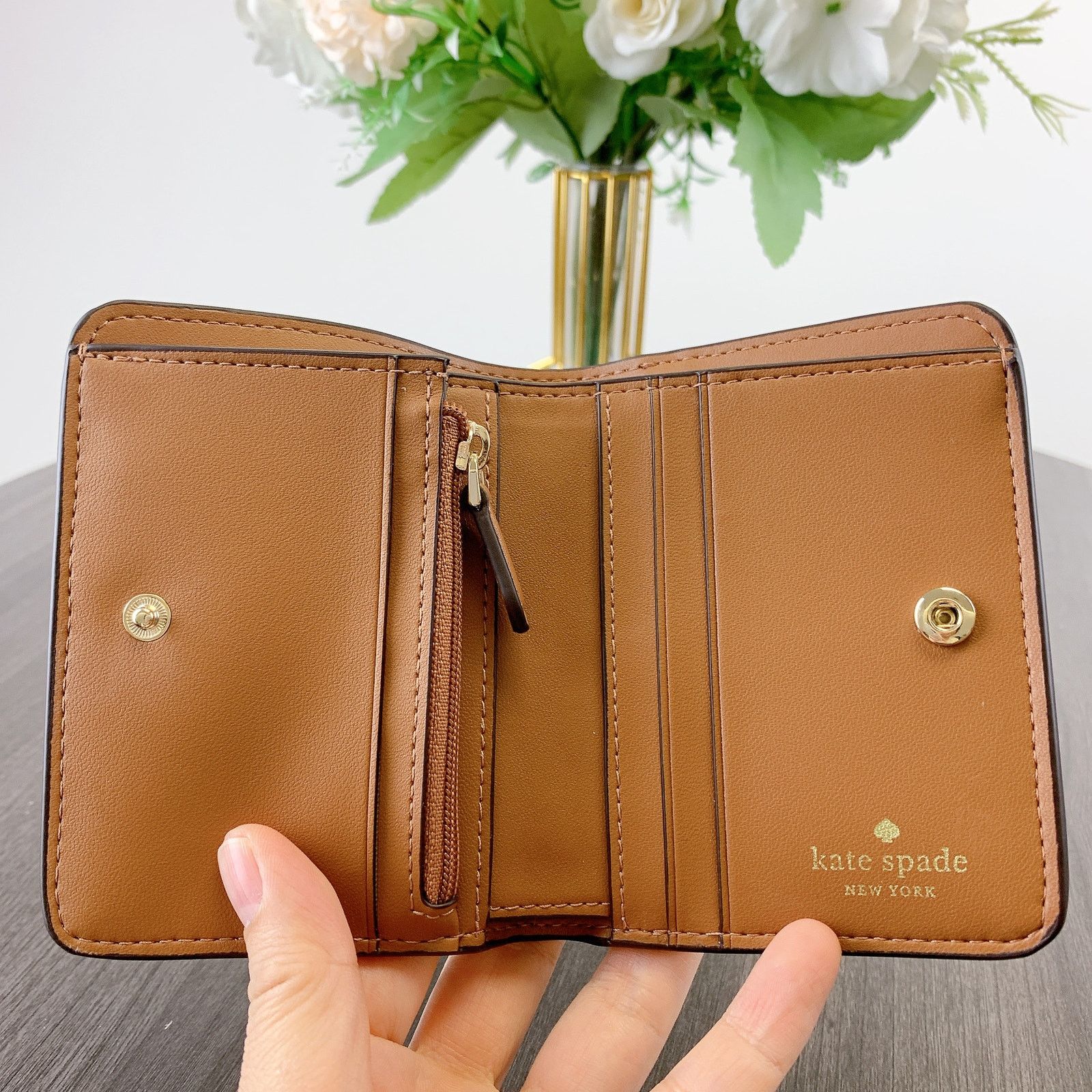 Kate Spade Kate spade KH788 Lena Small Bifold Wallet IN Gingerbread Size ONE SIZE - 4 Thumbnail