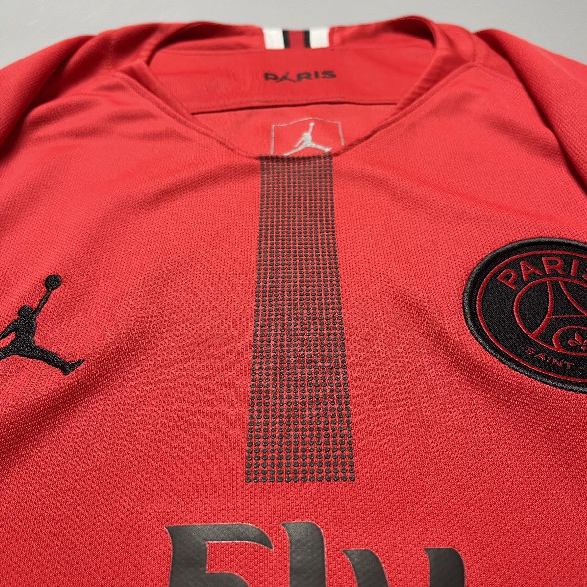 Nike PSG NIKE 2018/2019 FOOTBALL GOALKEEPER HOME JERSEY #1 BUFFON Size US S / EU 44-46 / 1 - 5 Thumbnail