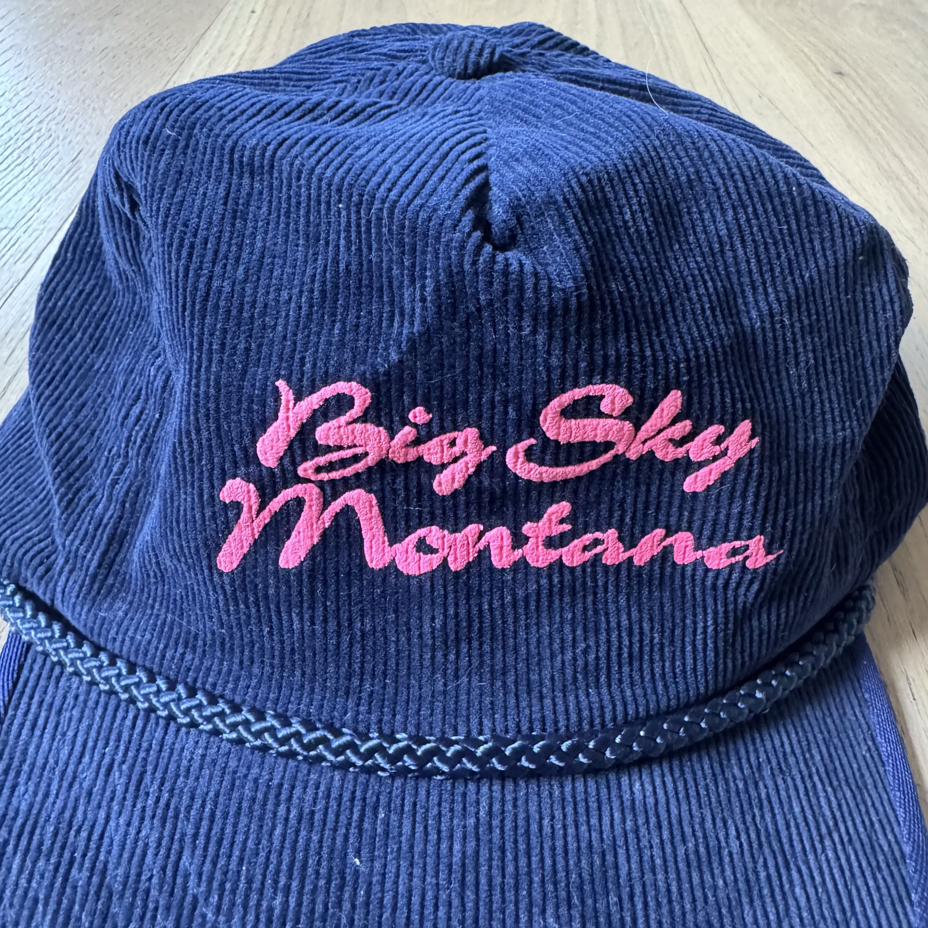 Vintage Vintage - Big Sky Montana Corduroy Cap - Navy / Pink Size ONE SIZE - 2 Thumbnail
