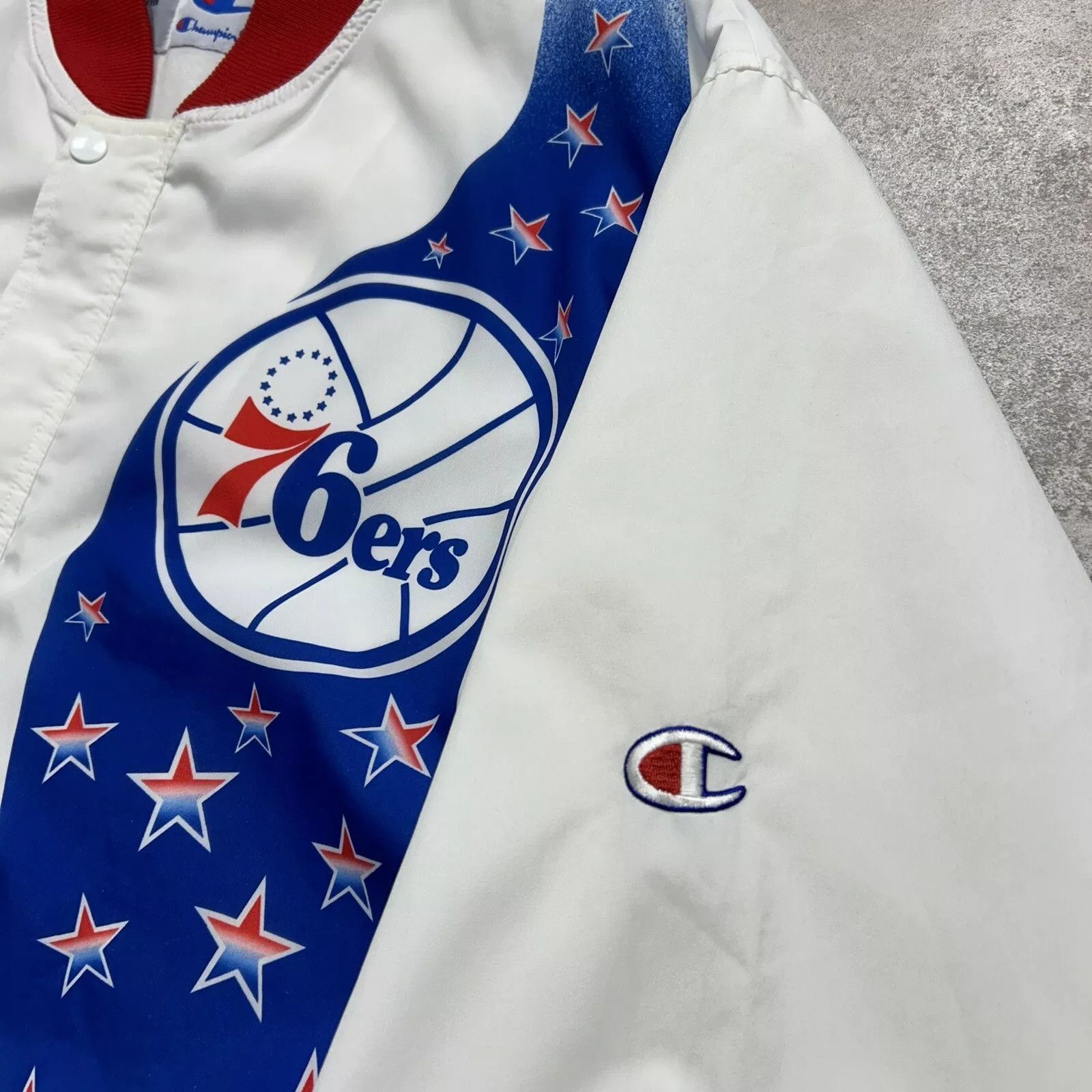 NBA × Vintage PHILADELPHIA 76ERS CHAMPION WARM UP SHOOTING JACKET SIZE L Size US L / EU 52-54 / 3 - 5 Thumbnail