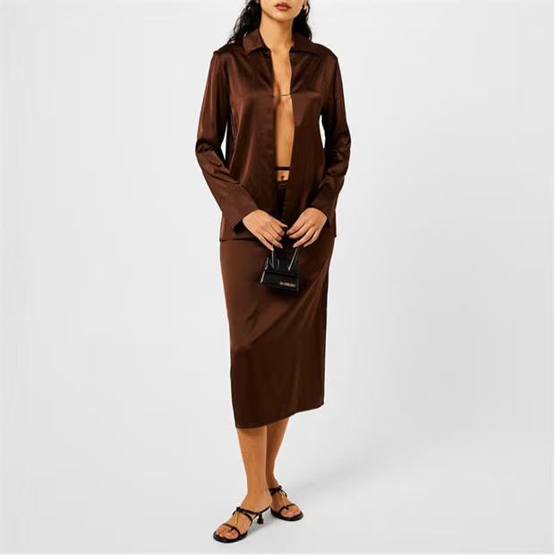 Jacquemus o1g2r1mq1024 Midi Skirt in Brown Size 30" / US 8 / IT 44 - 5 Thumbnail