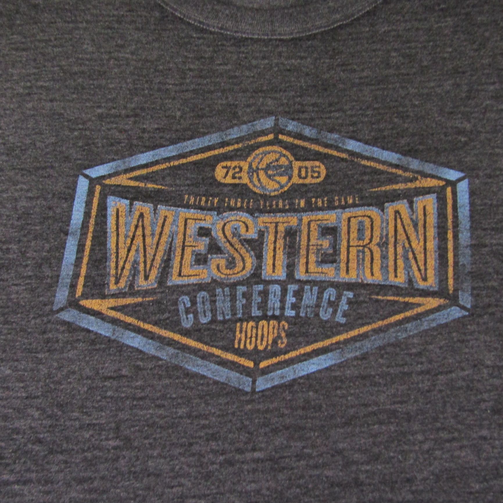 Nike VINTAGE Nike Shirt Mens XL Gray NBA Western Conference Logo T-Shirt Y2K Short Sleeve Crew Neck Size US XL / EU 56 / 4 - 2 Thumbnail