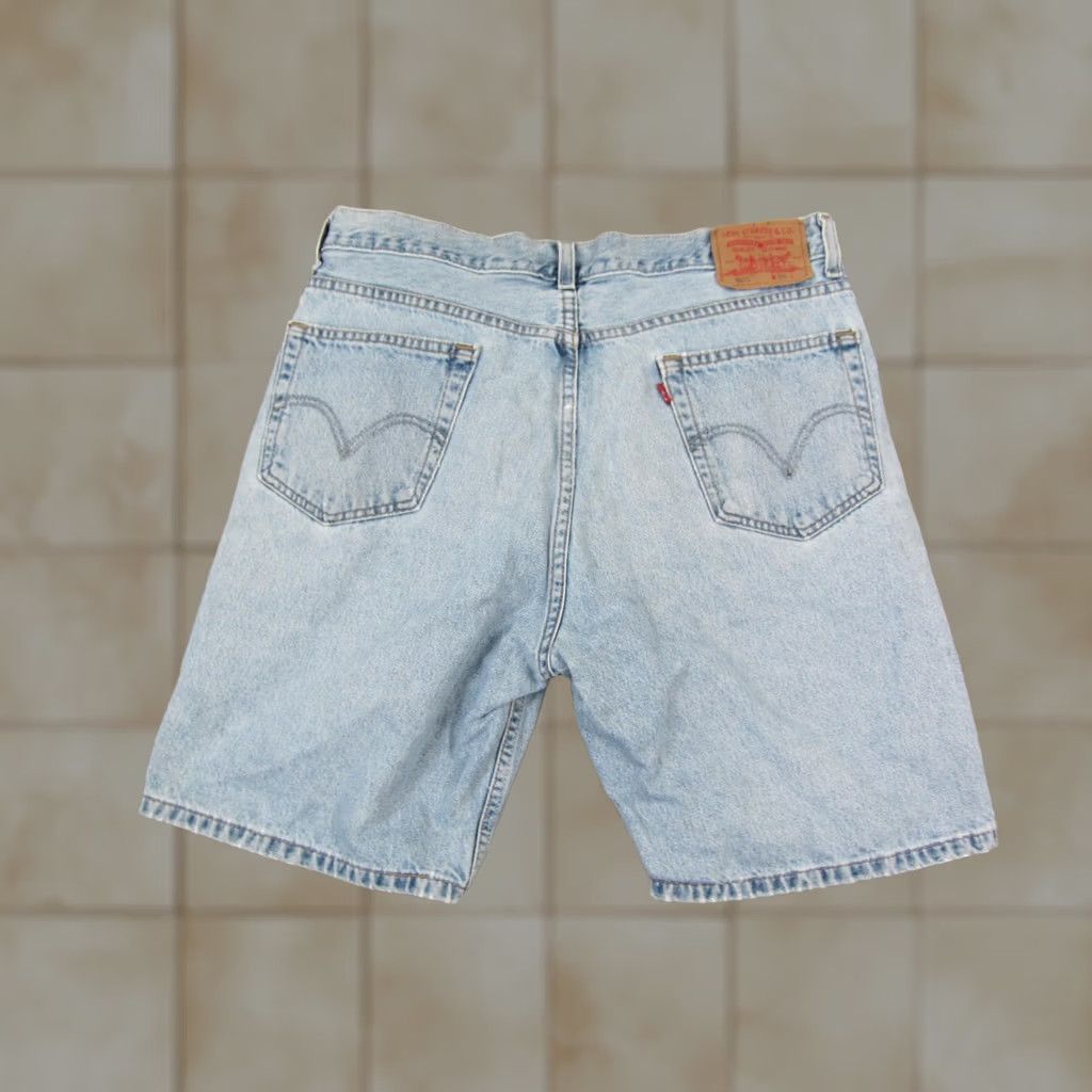 Levi's VINTAGE Levi's 505 Shorts Bermuda Denim Blue 90s Jeans Jorts Mens 36 Blue Denim Casual Workwear Pockets 5-Pocket Design Modern Regular Mens Size US 36 / EU 52 - 1 Thumbnail