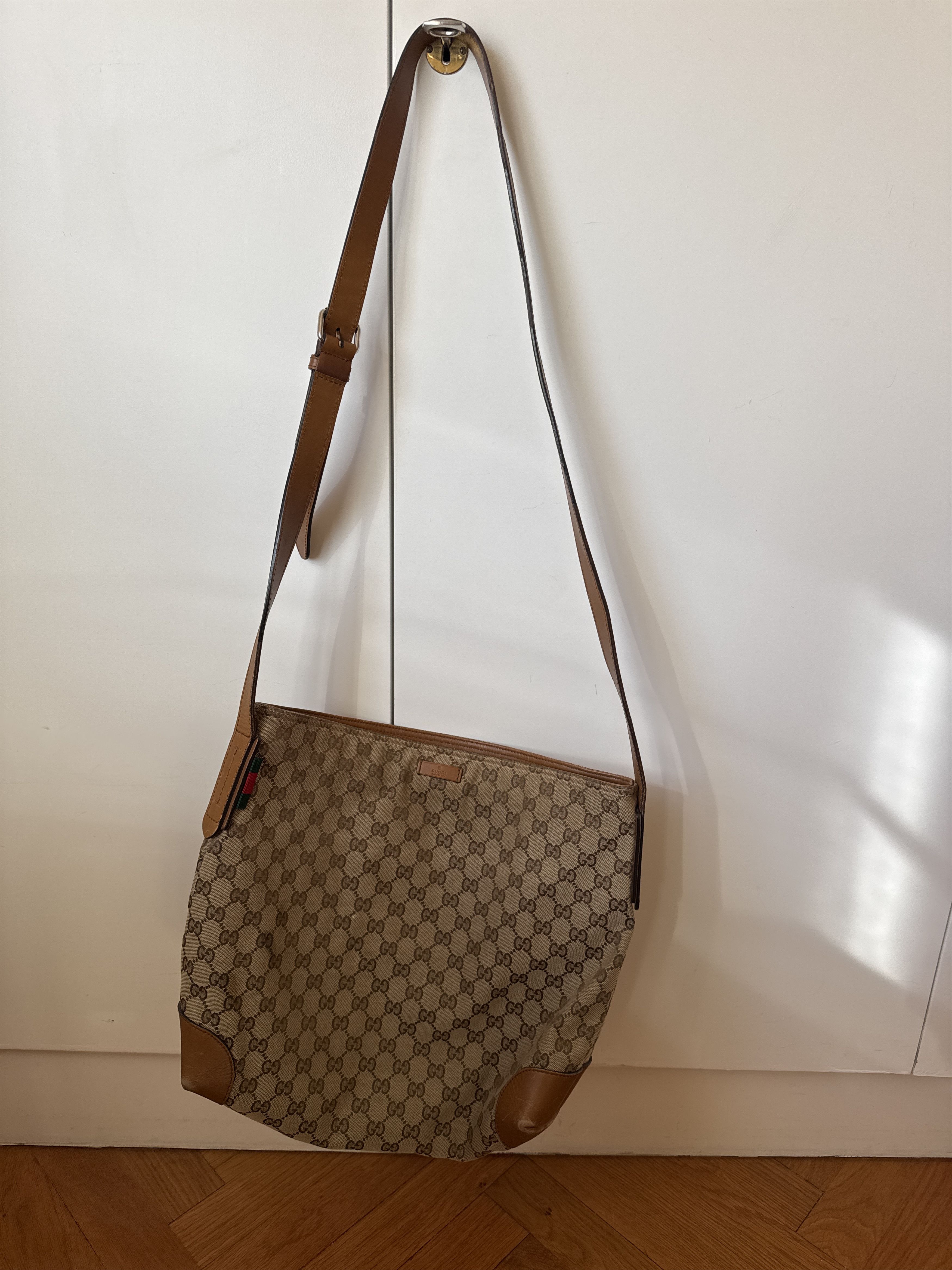 Gucci CLASSICAL ANAGRAM GUCCI CRISBAG Size ONE SIZE - 1 Thumbnail