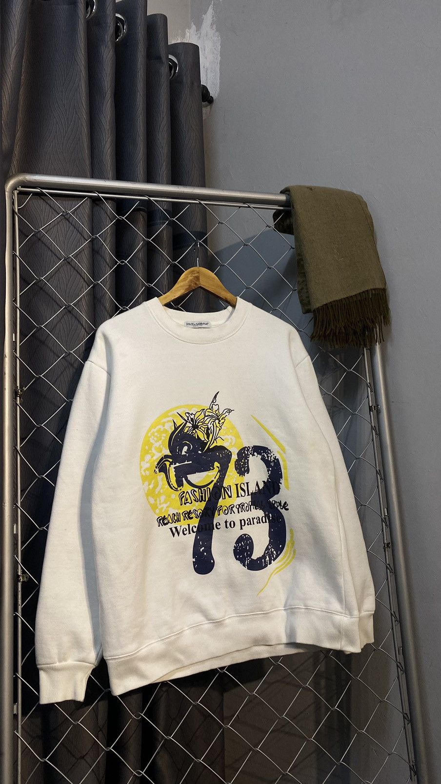 Dolce & Gabbana VINTAGE DOLCE & GABBANA ITALY SWEATSHIRT WHITE LARGE Size US L / EU 52-54 / 3 - 1 Thumbnail