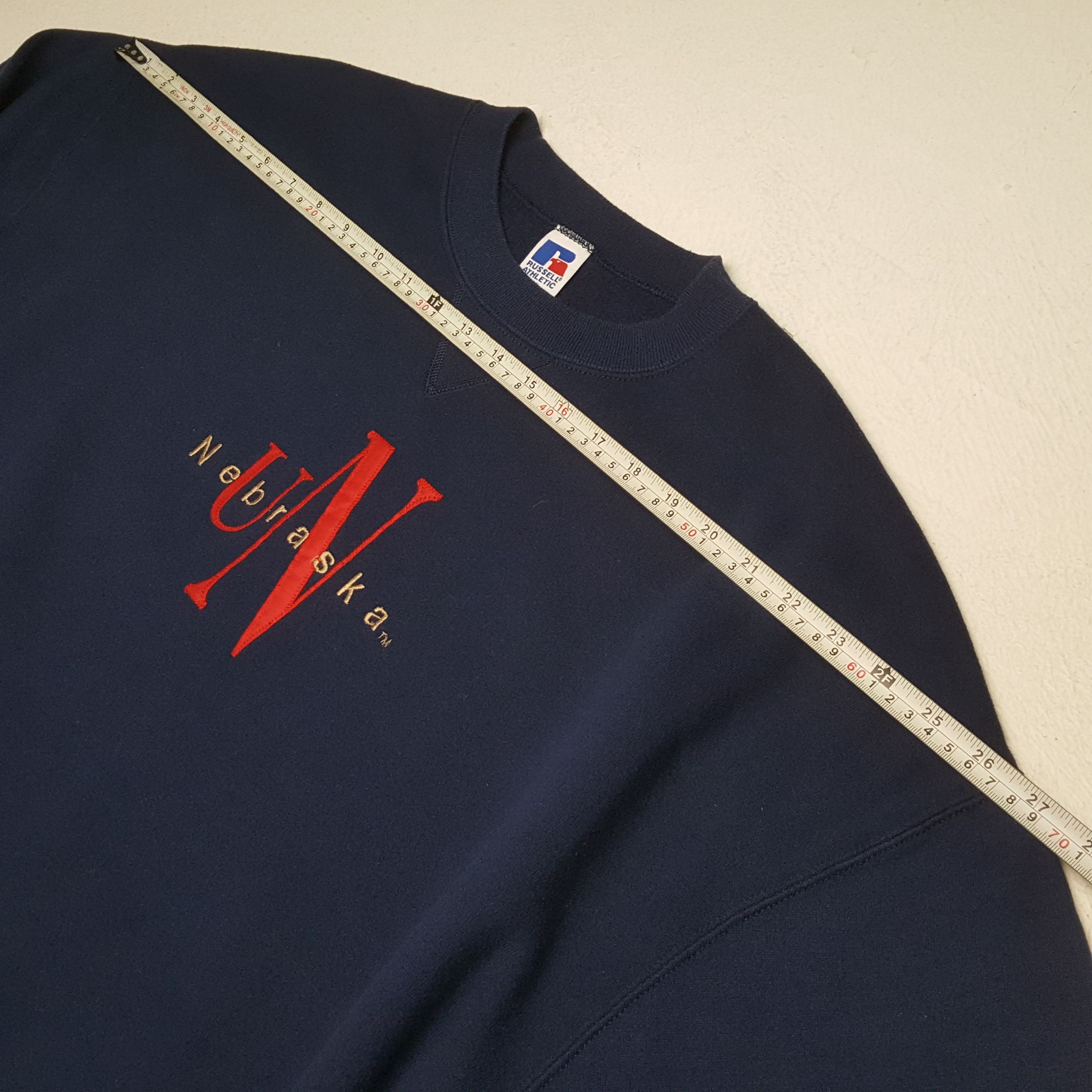 Vintage UNIVERSITY OF NEBRASKA Center Design Vintage Sweatshirt Size US XL / EU 56 / 4 - 4 Thumbnail