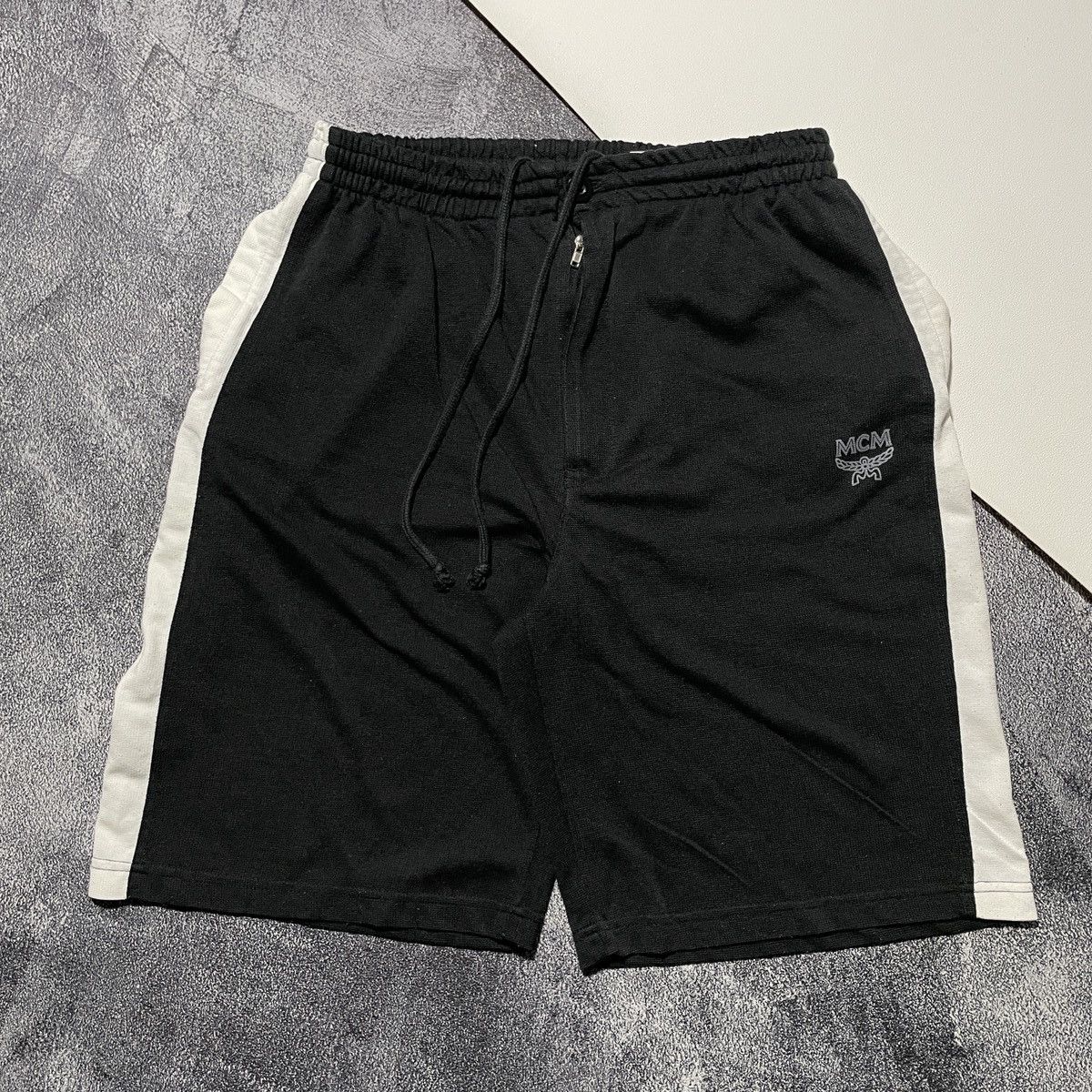 Japanese Brand × MCM × Maison Kitsune MCM Relaxed Pants Print Logo Size US 33 - 1 Thumbnail