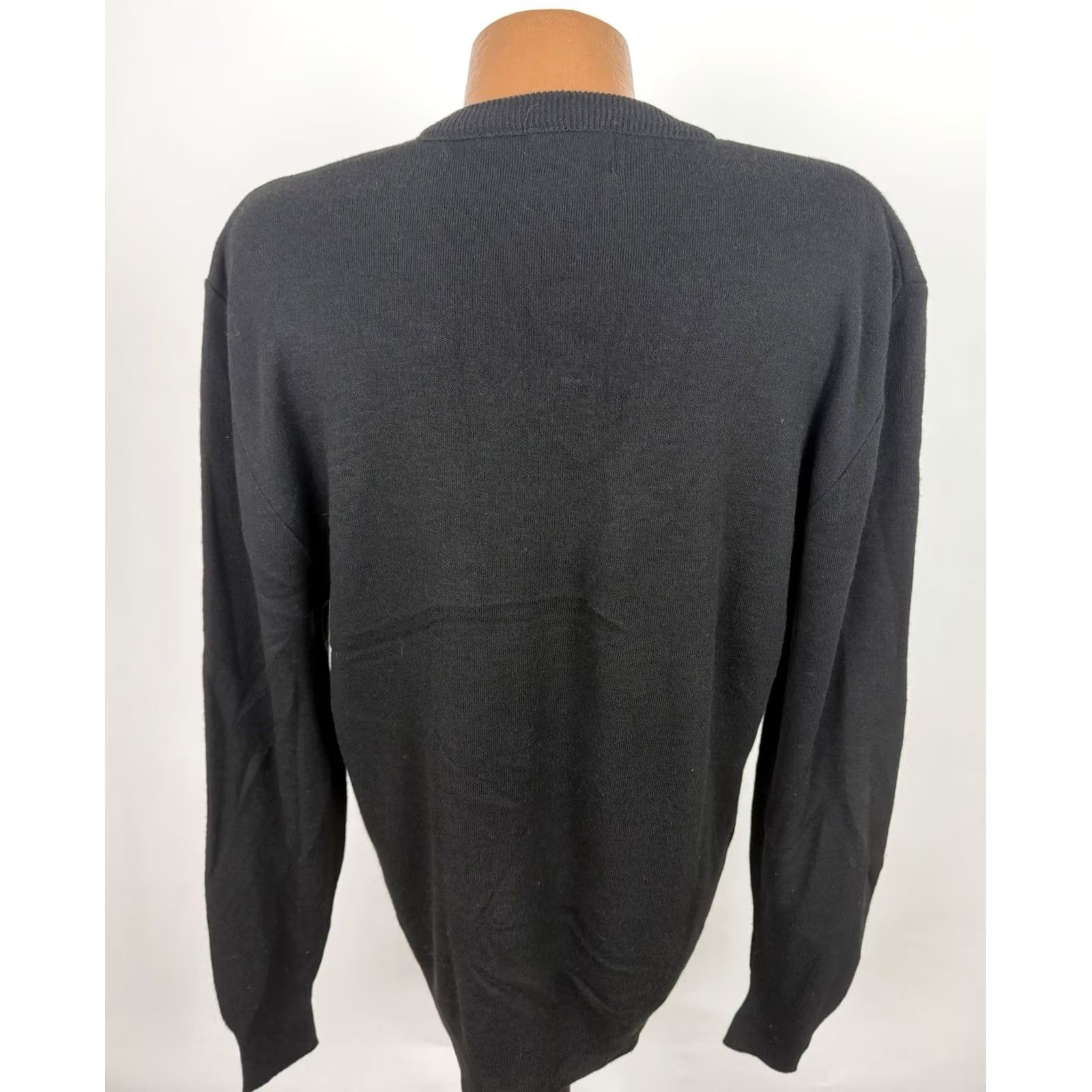 Vintage VINTAGE Drummond GMC Truck Sweater Mens XL Pullover Knit Black V-Neck Embroidered 80s 90s Grunge Retro USA Size US XL / EU 56 / 4 - 6 Thumbnail